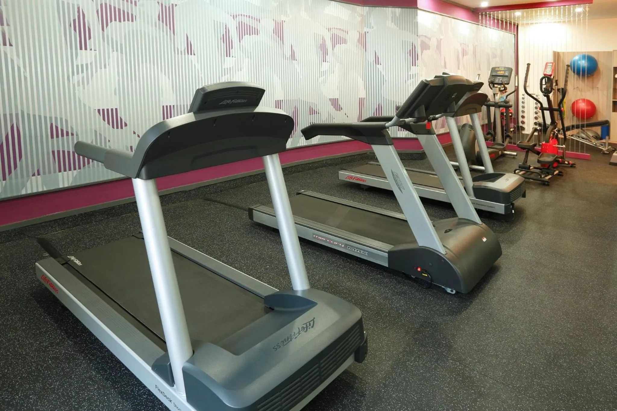 Spa and wellness centre/facilities in Crowne Plaza Lima by IHG