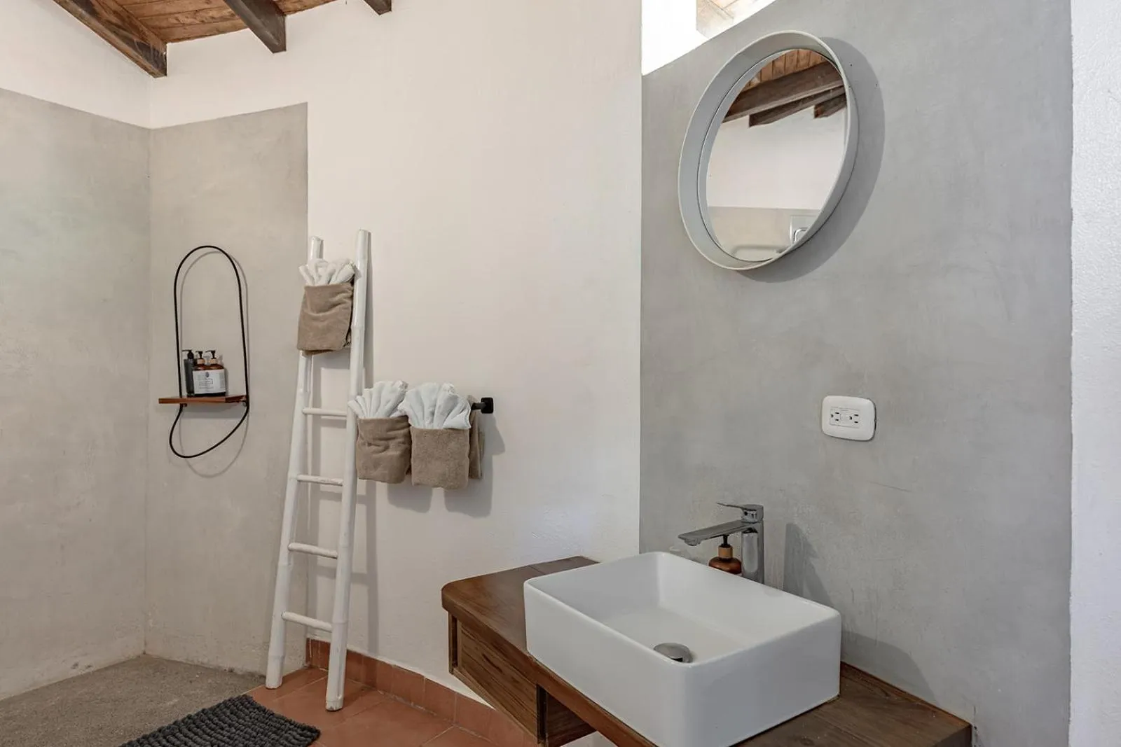 Bathroom in SoulShine