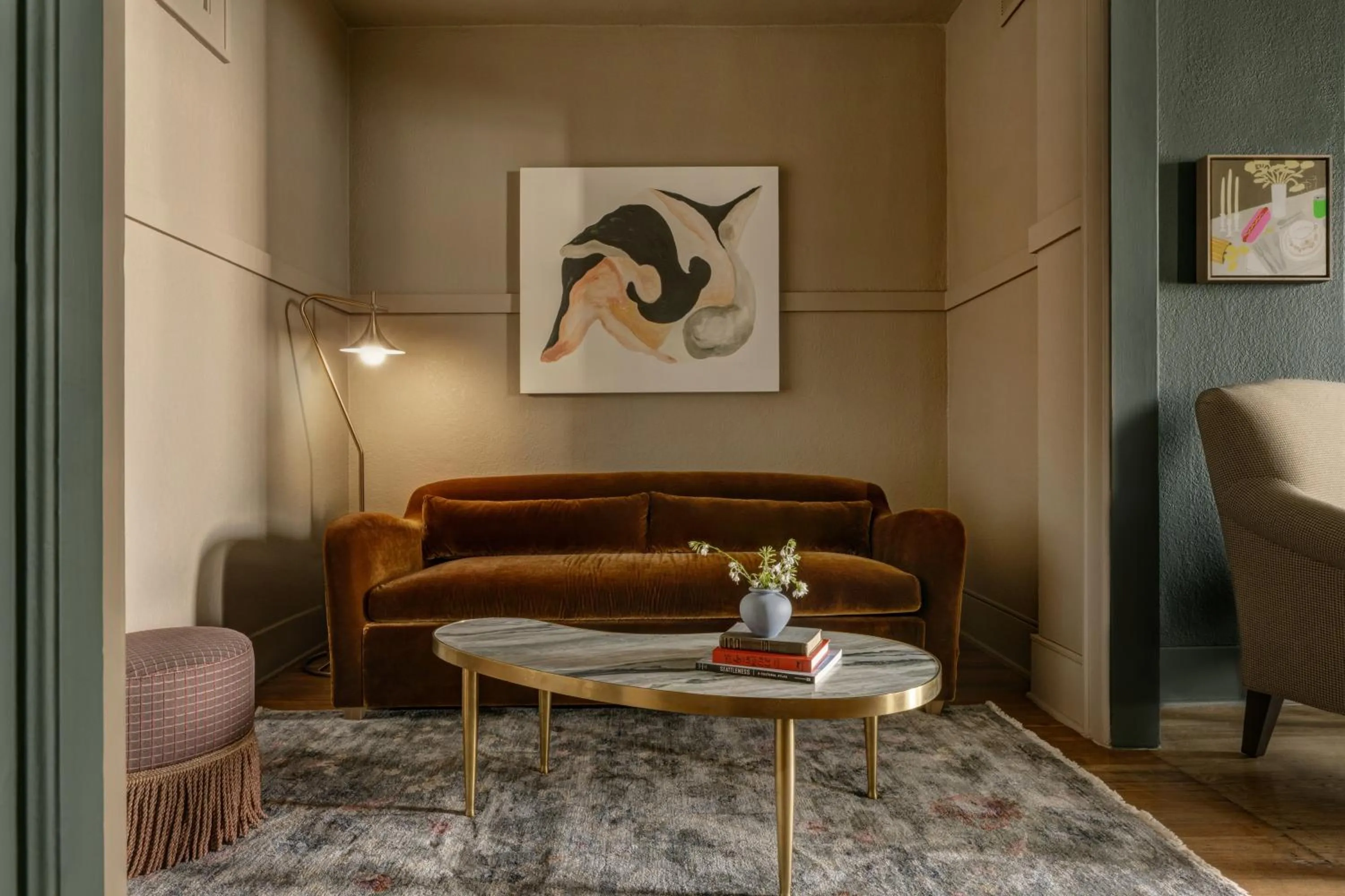 Guests in MarQueen Hotel - NEWLY RENOVATED