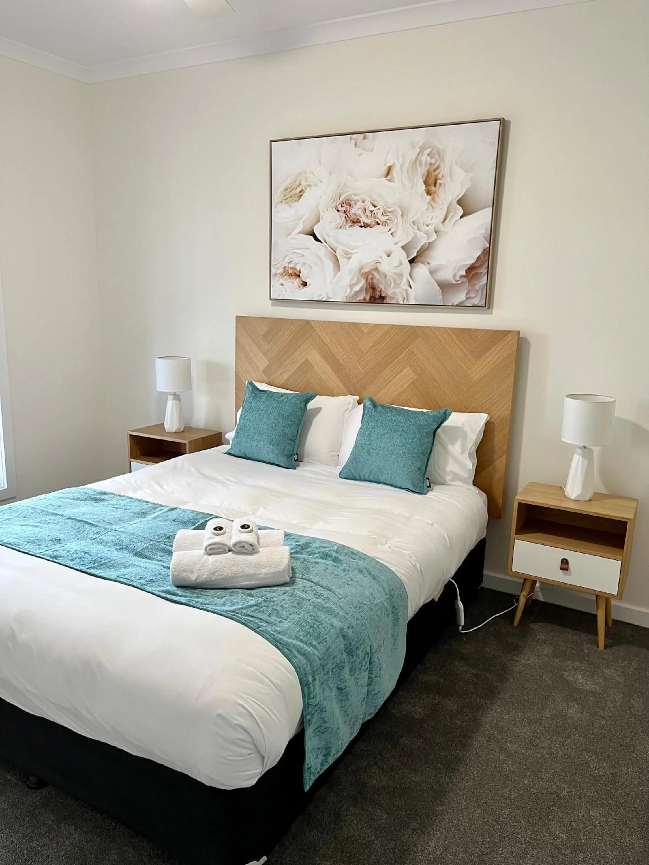 Bedroom, Bed in High Country Holiday Park