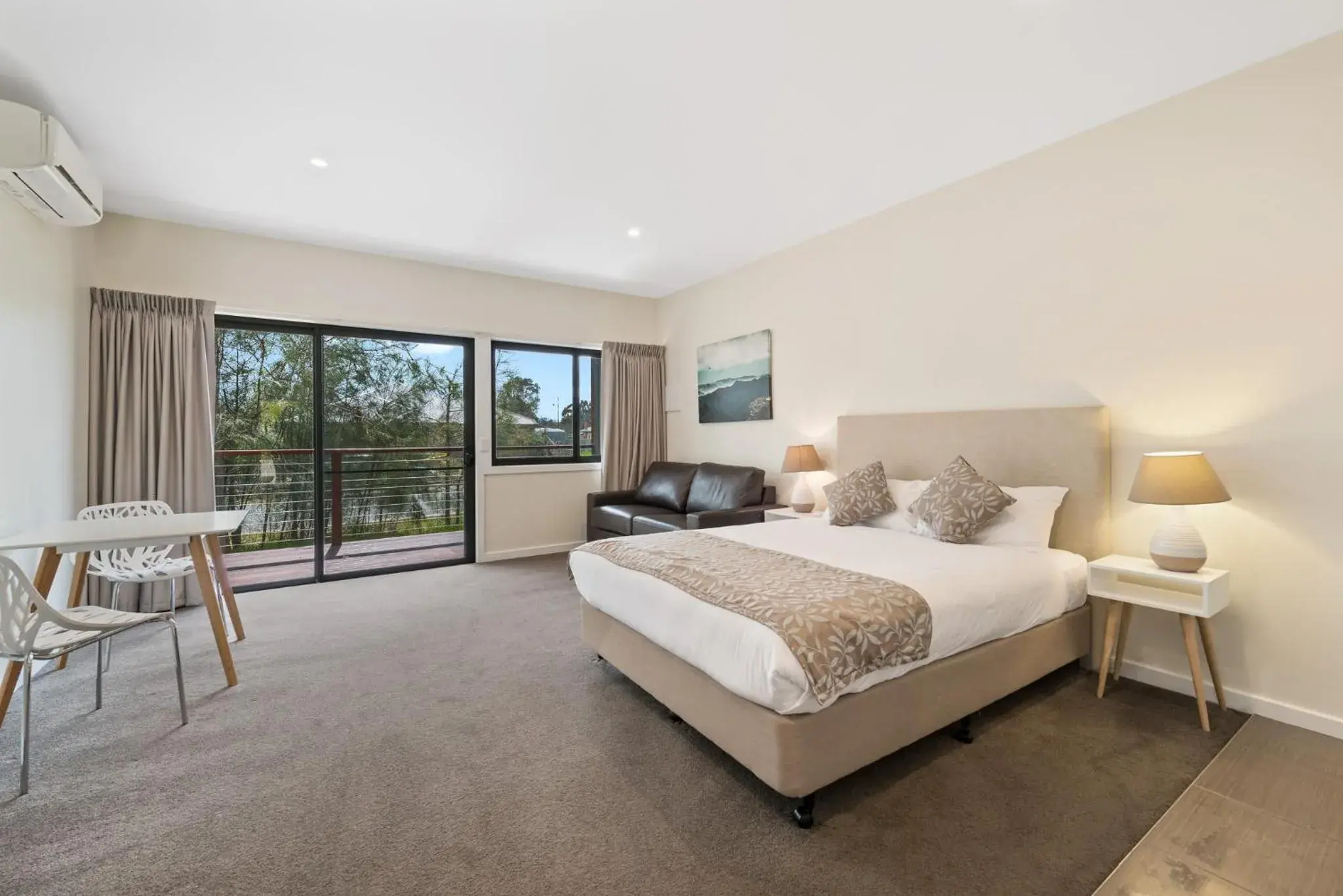 Deluxe Suite in High Country Holiday Park Deluxe Suite in High Country Holiday Park