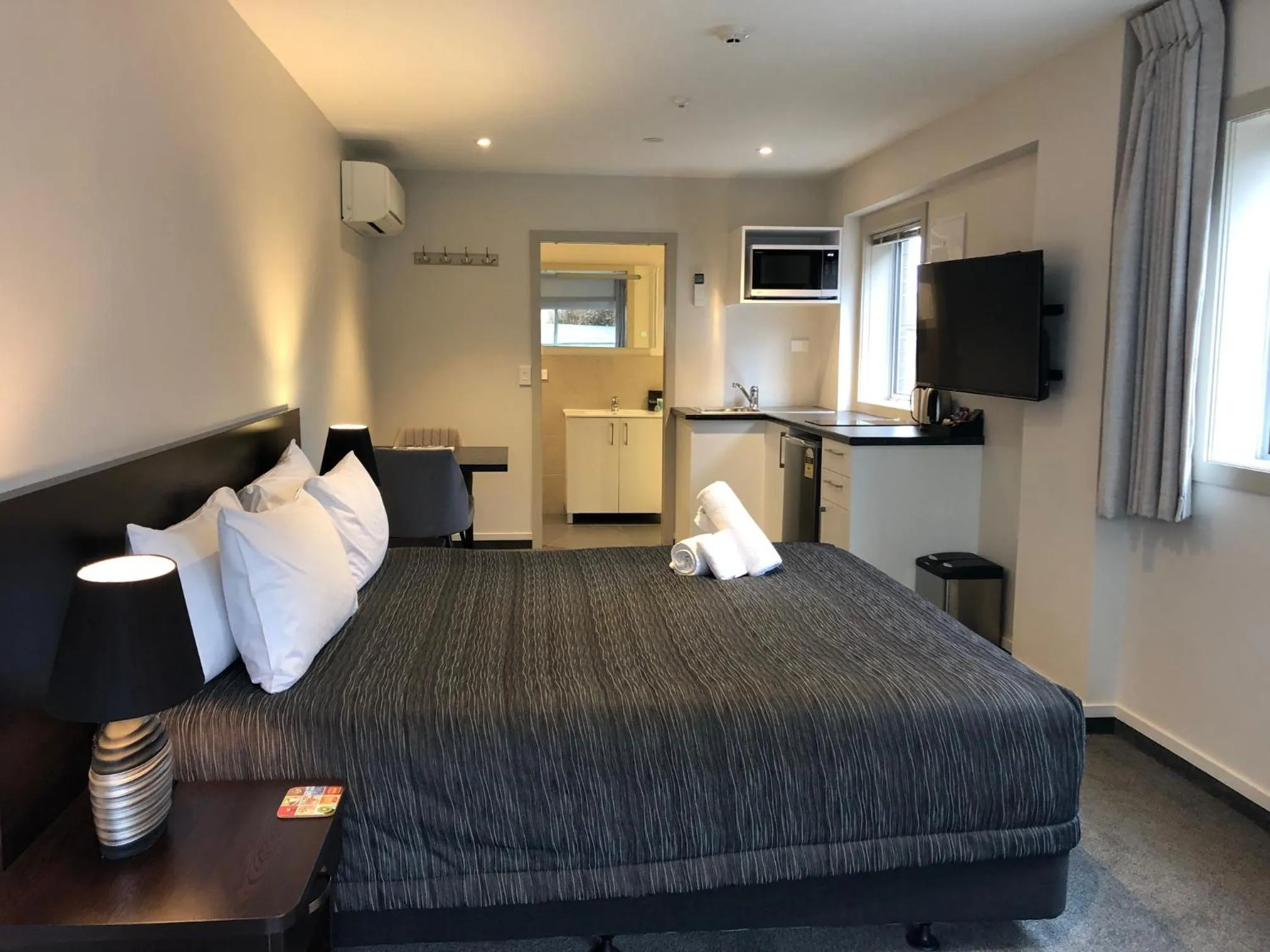 Bed in Autoline Motel Queenstown