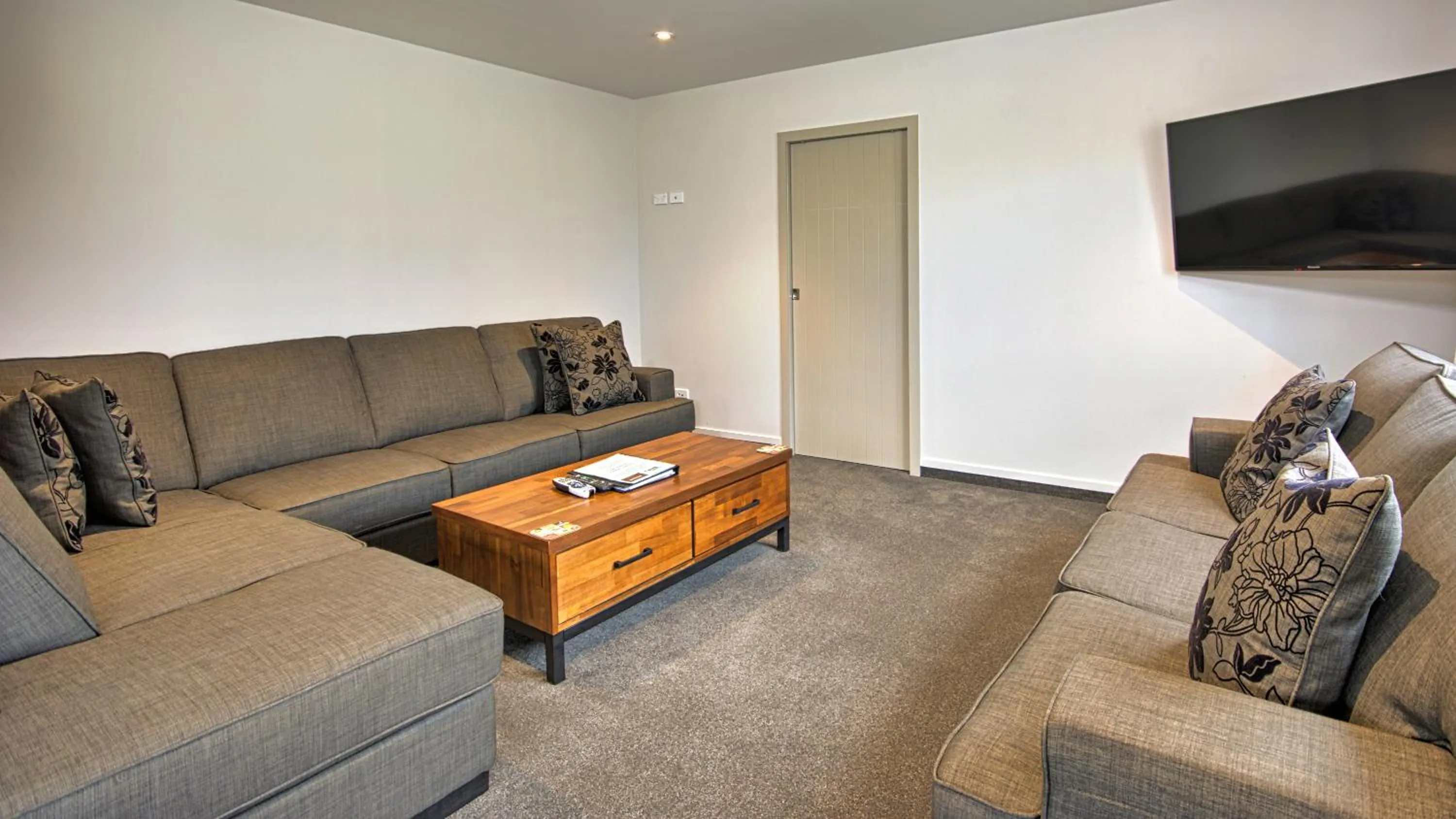 TV and multimedia in Autoline Motel Queenstown