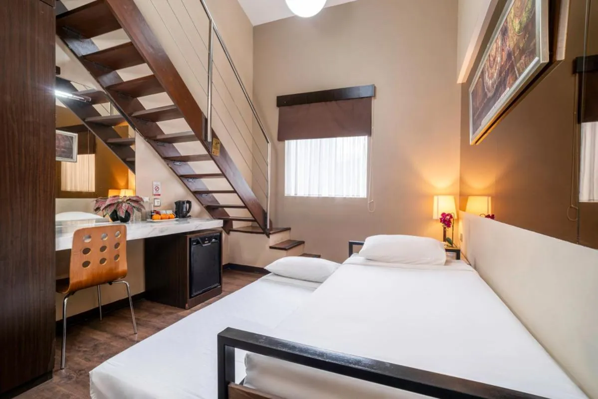 Bed in Favor Hotel Makassar City Center By LIFE