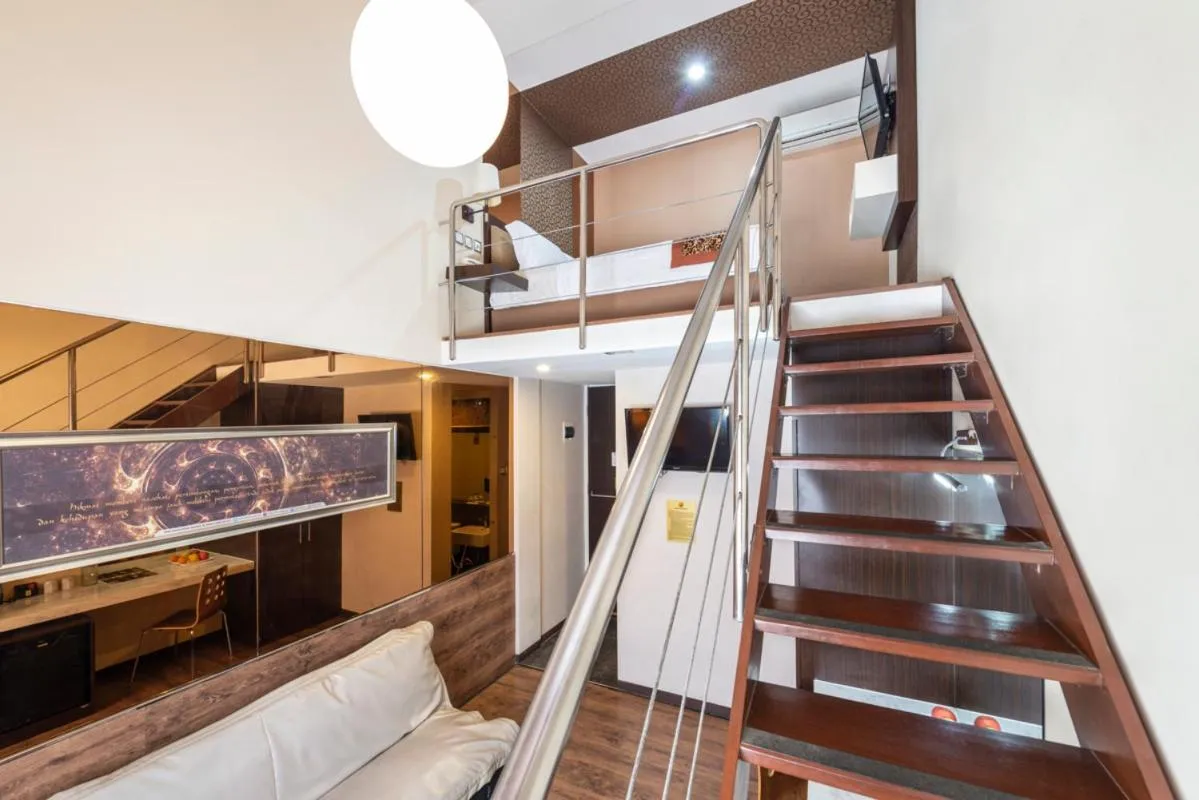 Favor Hotel Makassar City Center By LIFE