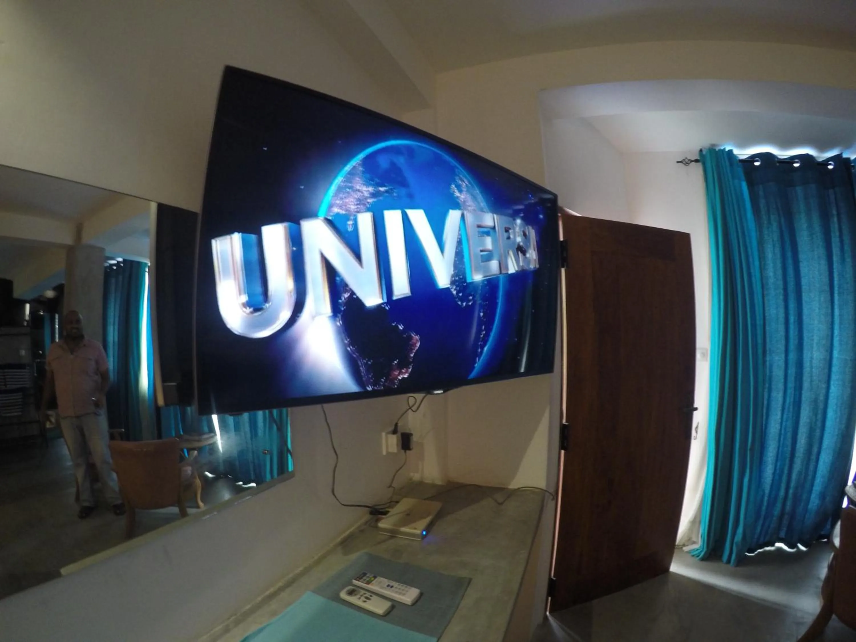 TV and multimedia in Hotel Sunray