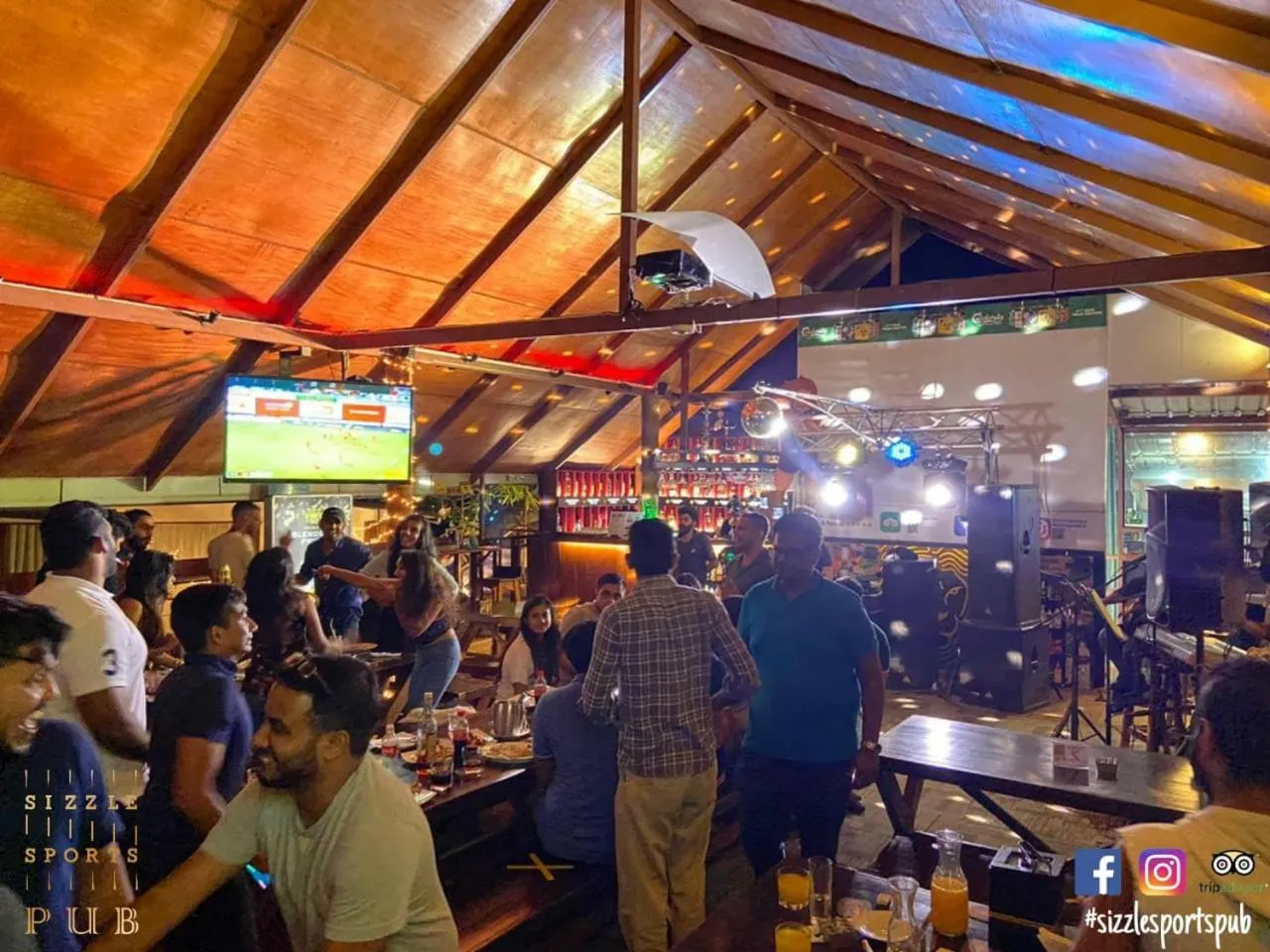 Restaurant/places to eat in Hotel Sunray