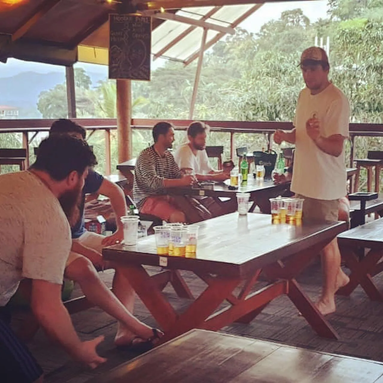 People in Hotel Sunray