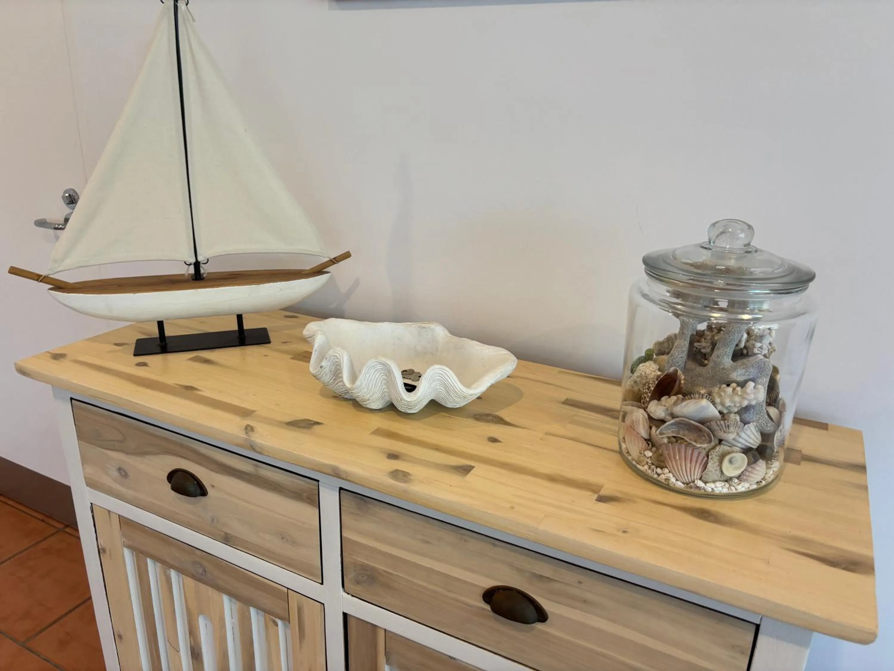 Aqua Promenade Beachfront Holiday Apartments