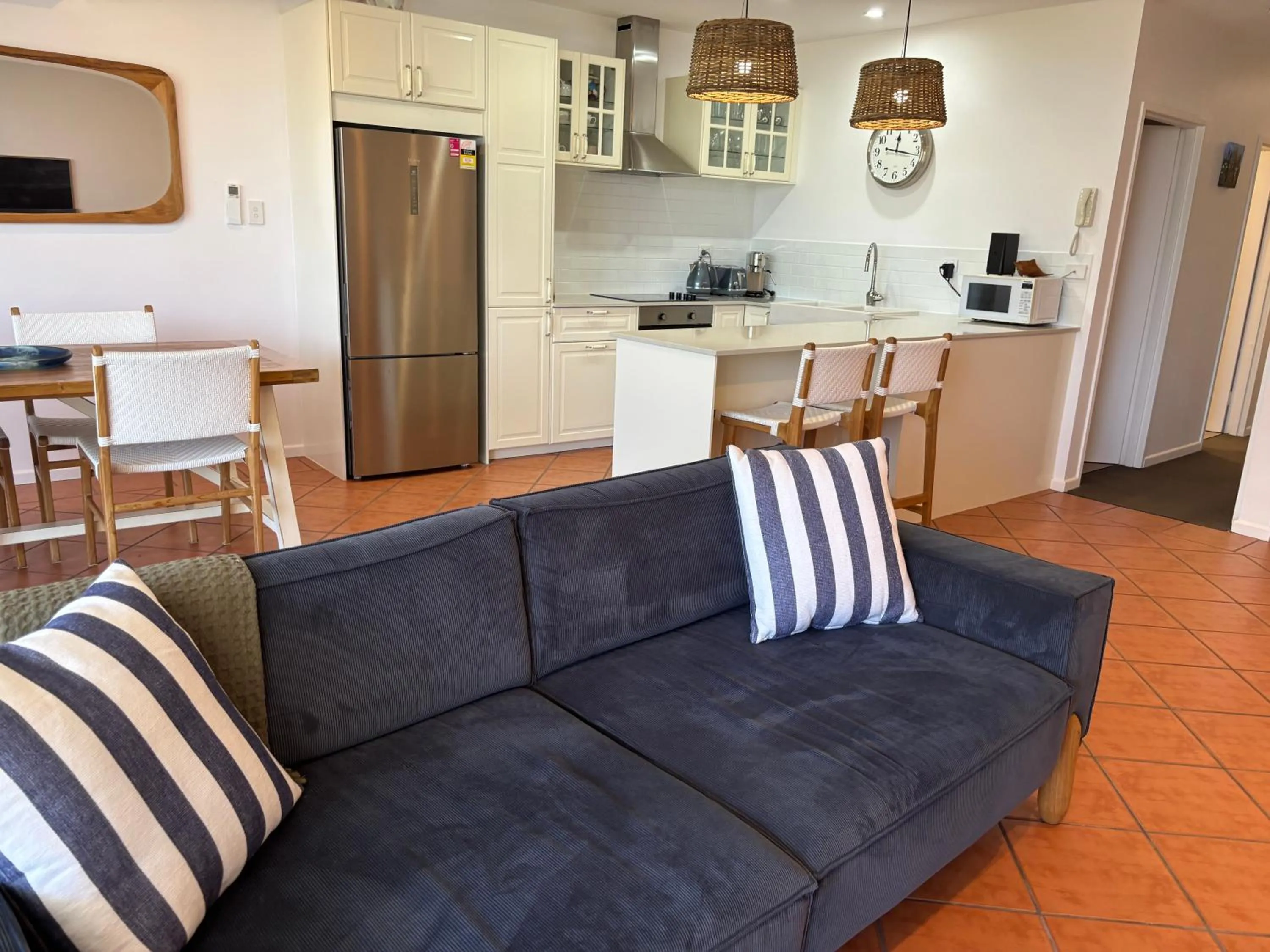 Aqua Promenade Beachfront Holiday Apartments