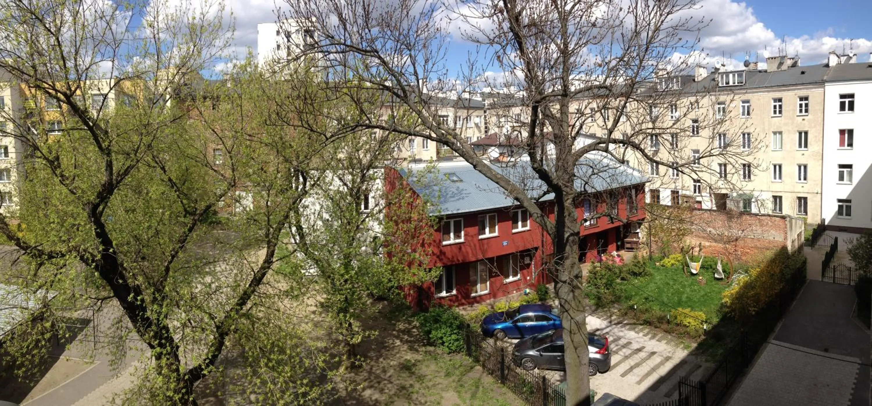 Area and facilities in Szmulson