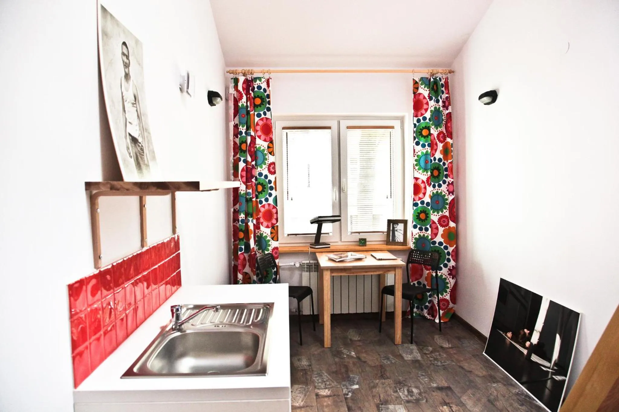 Photo of the whole room in Szmulson