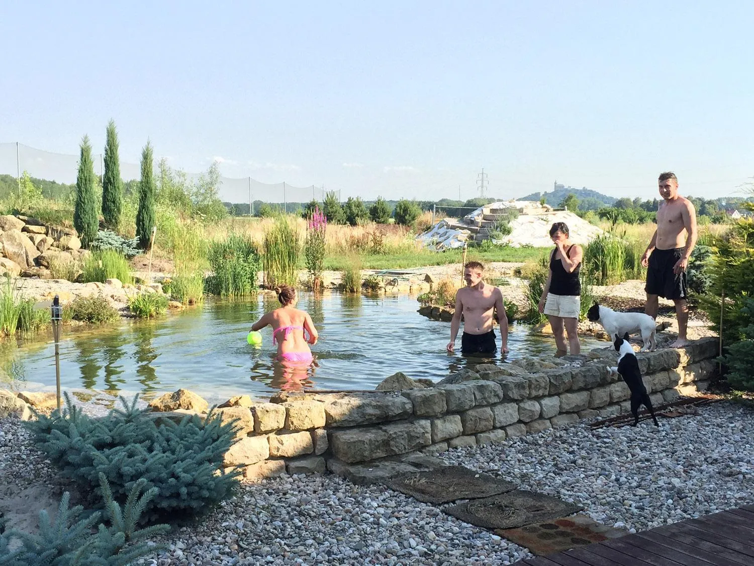Day in Lake View Apartments near Golf Resort Kunětická Hora, Dříteč