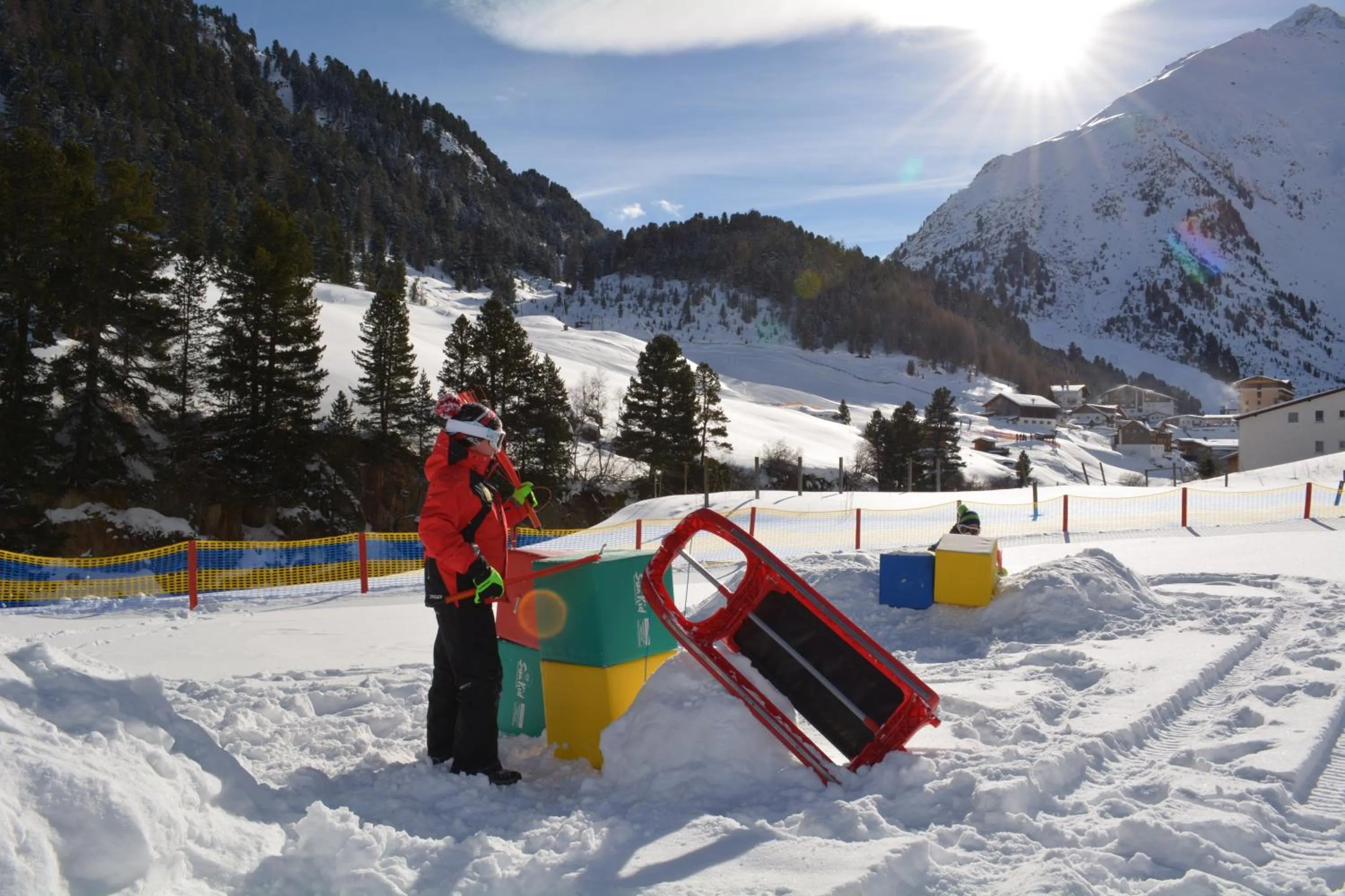 children in Hotel Kleon