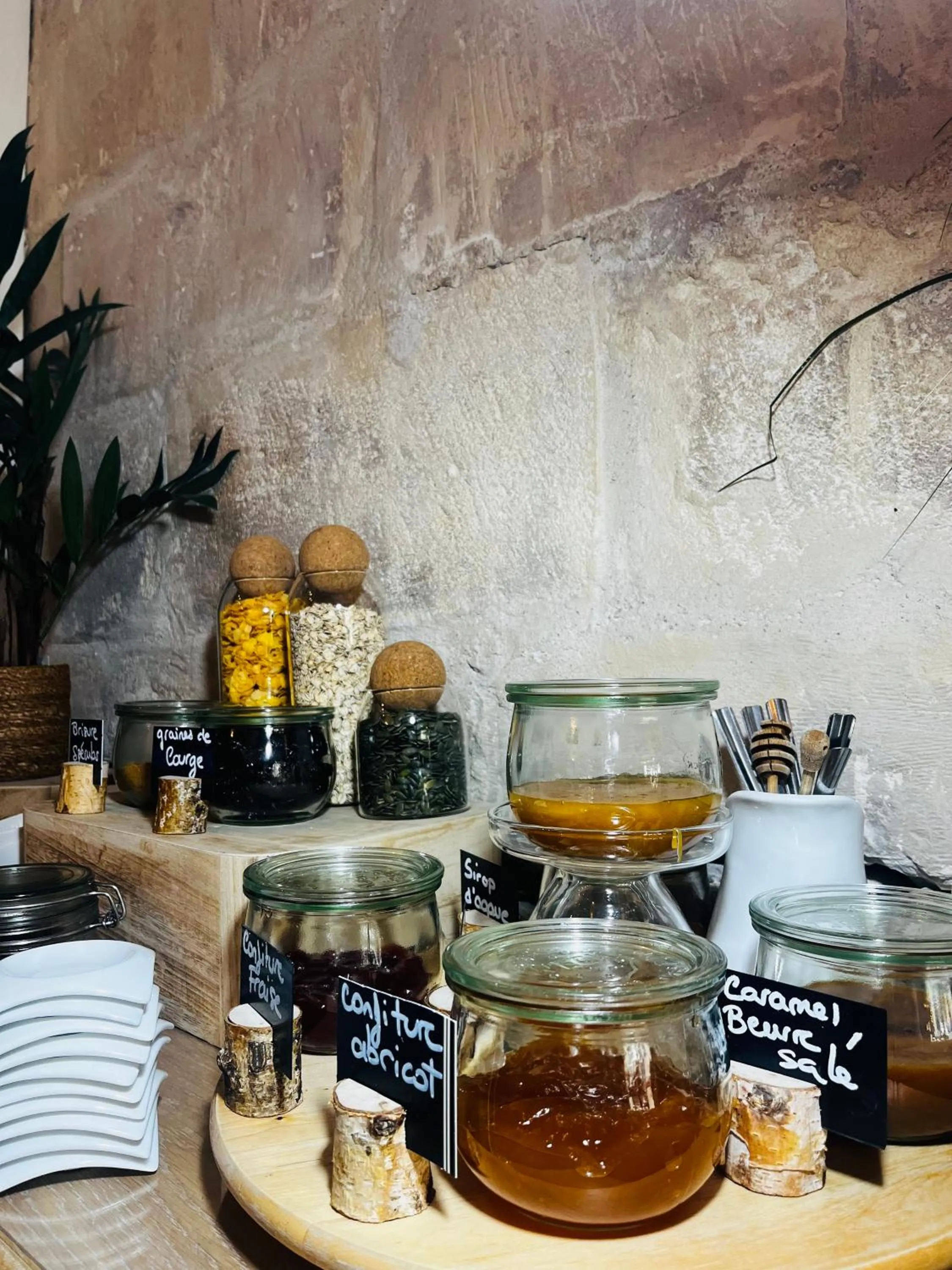 Buffet breakfast in Hotel de La Paix