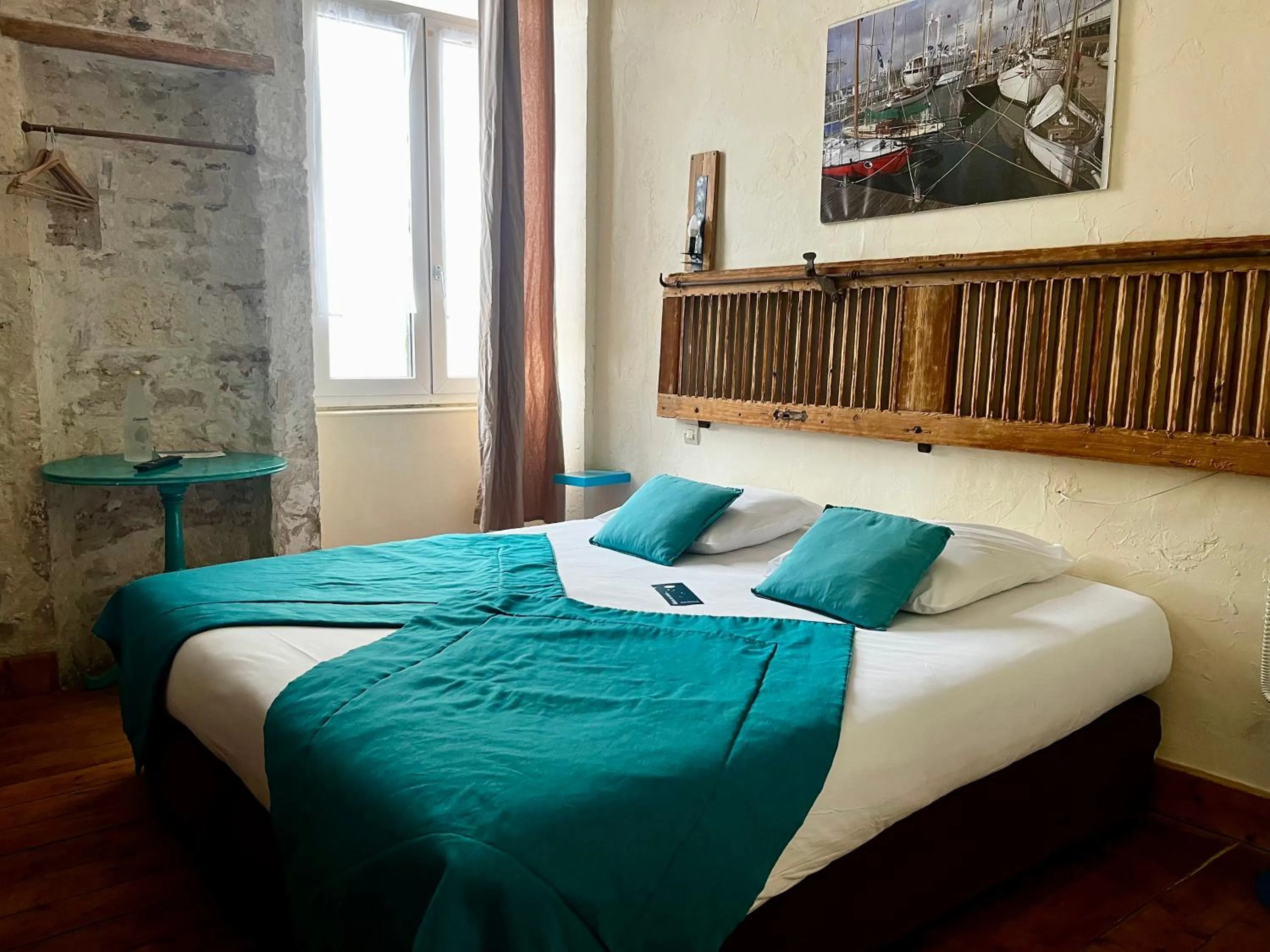 Bed in Hotel de La Paix