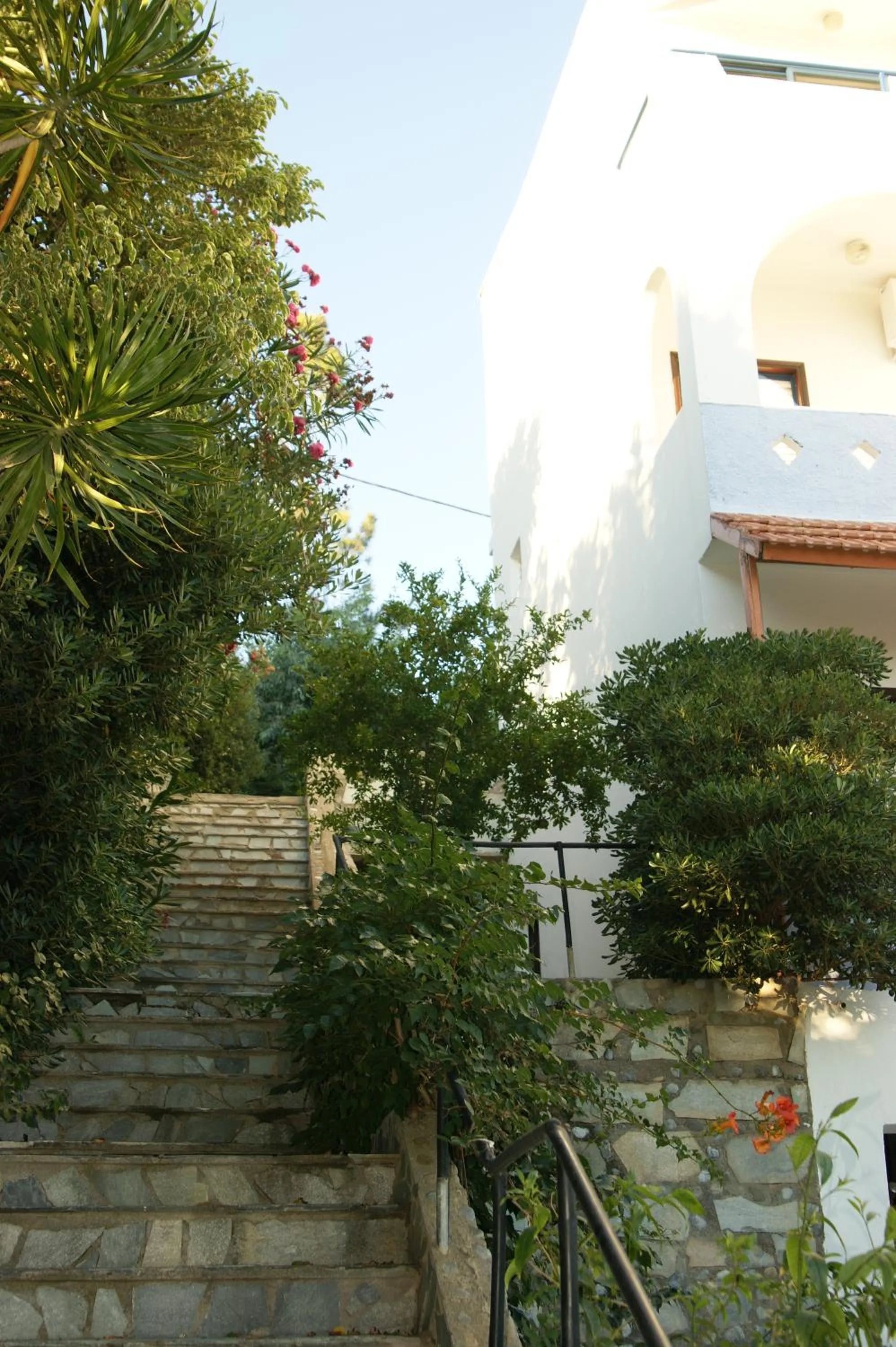 Facade/entrance in Lofos Hotel