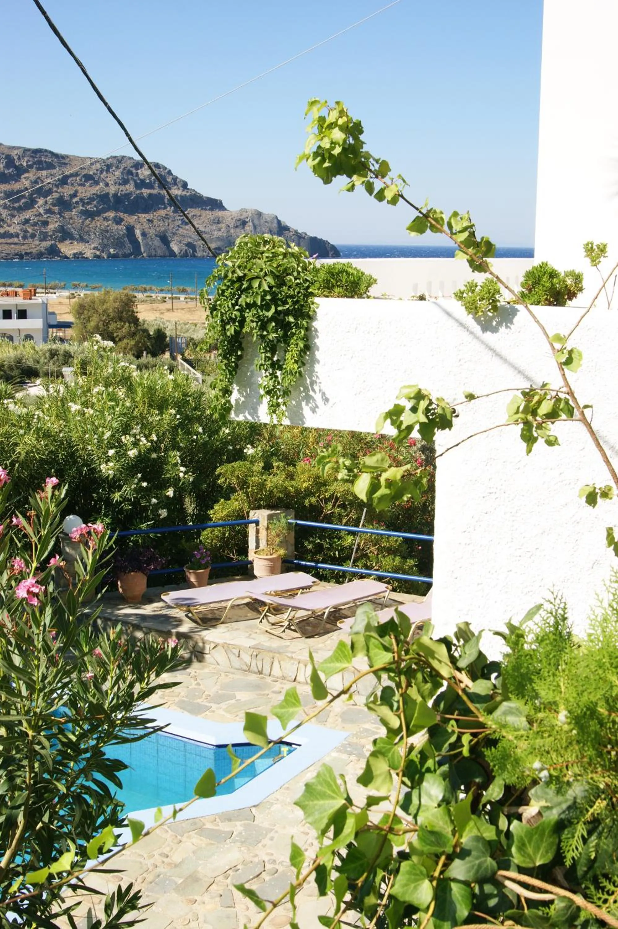 Facade/entrance in Lofos Hotel