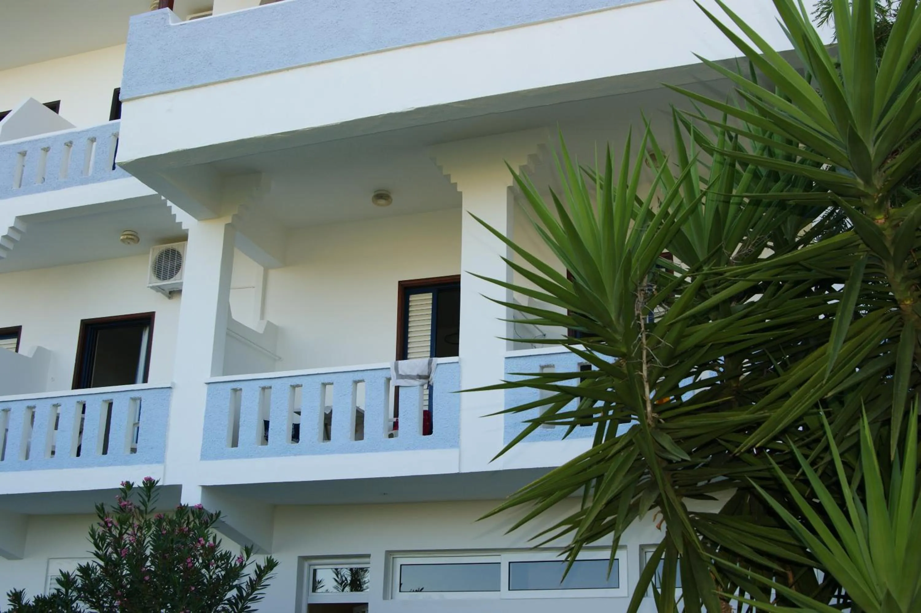 Facade/entrance in Lofos Hotel