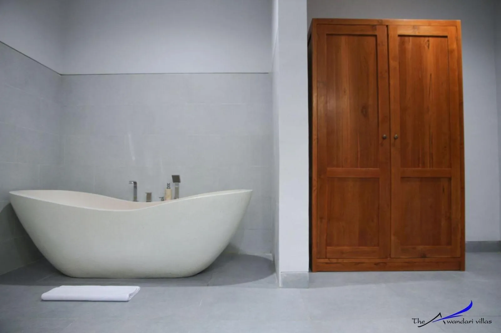 Bath in The Awandari Villas Seminyak - CHSE Certified