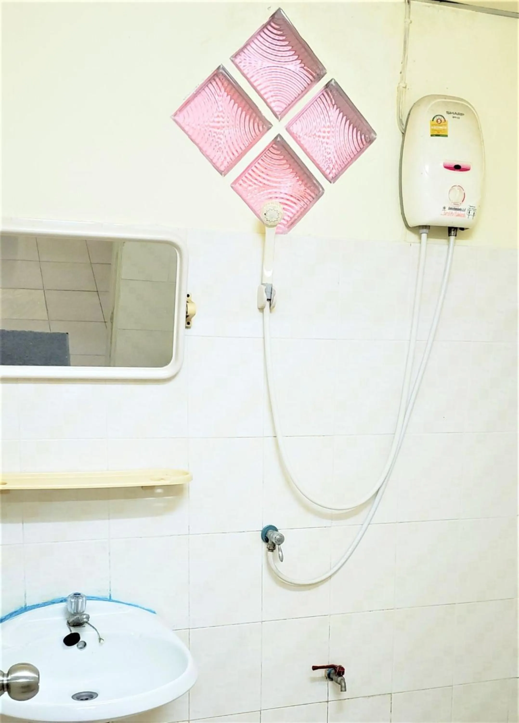 Bathroom in Baan Yuyuen