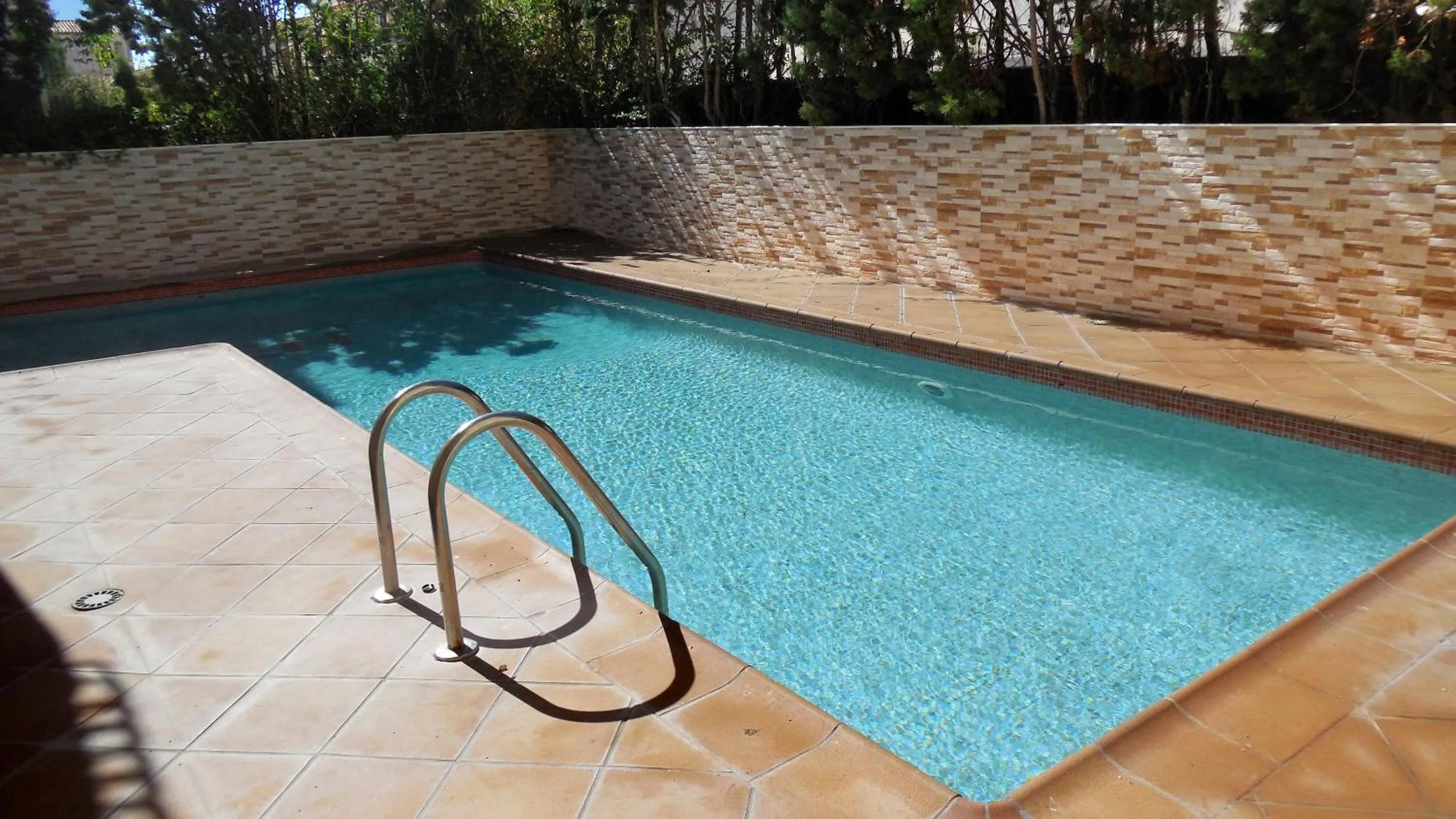 Pool view in Apartamentos Doña Carmen 3000