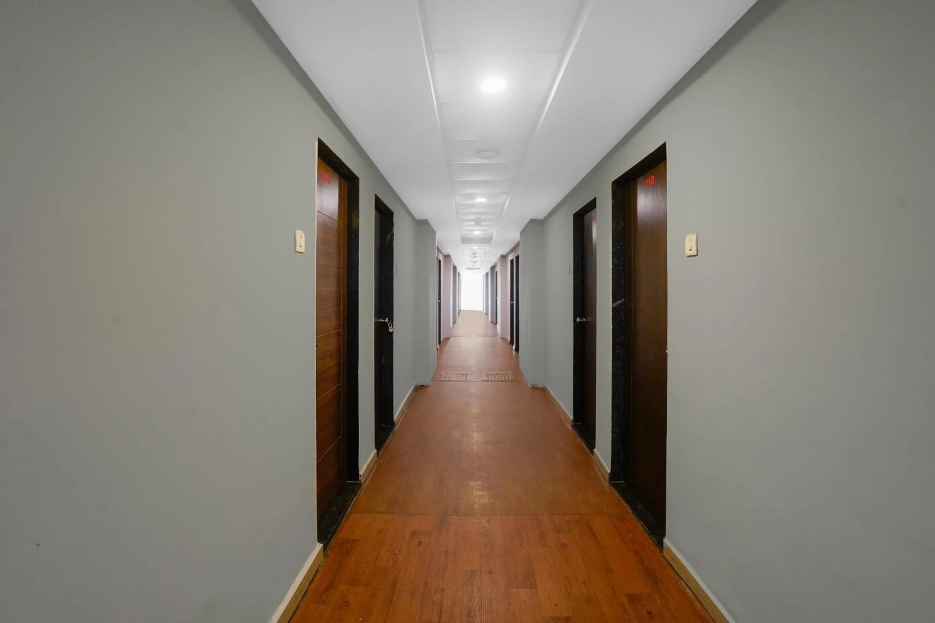 Lobby or reception in Hotel O Vapi GIDC Formerly Zion Inn