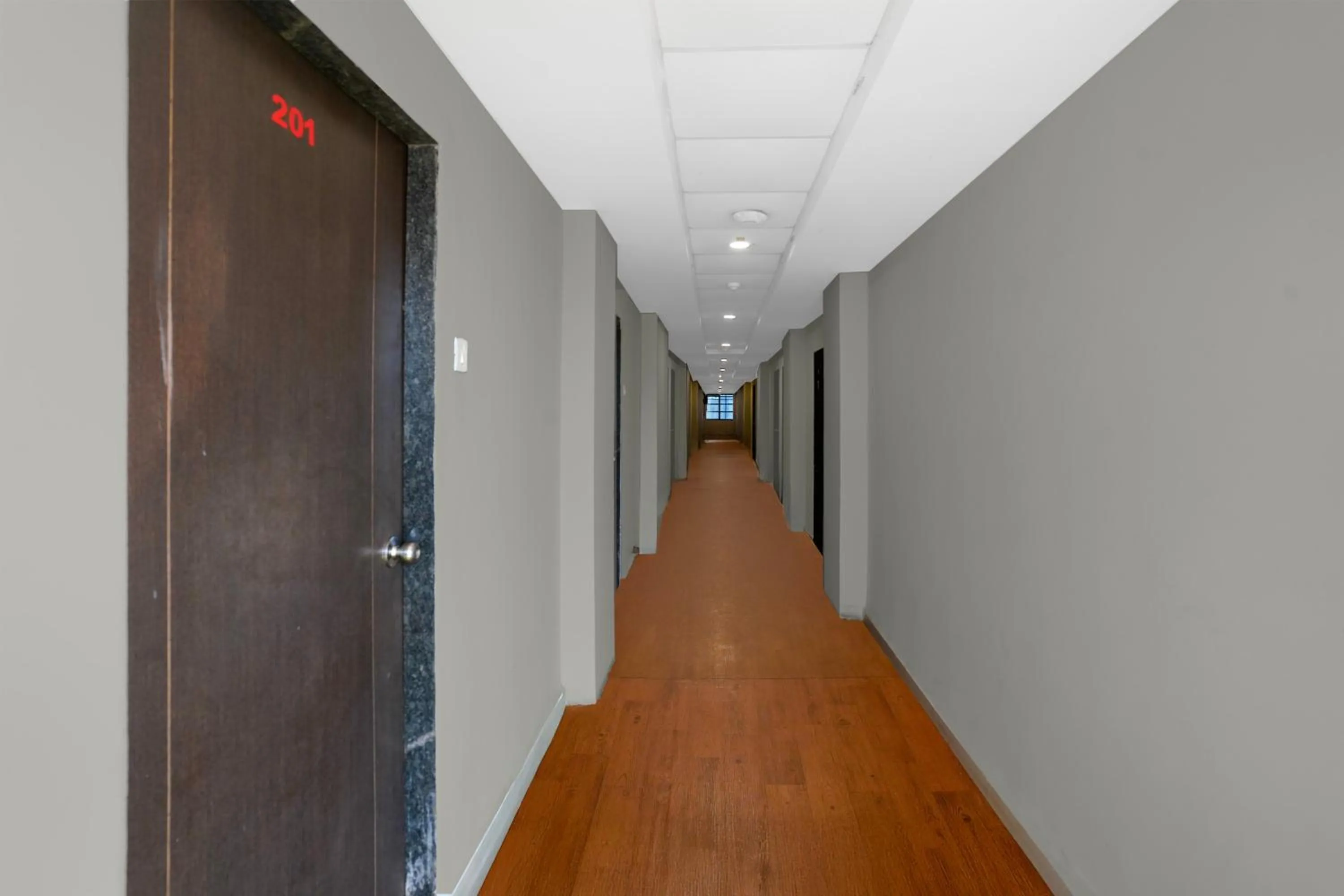 Lobby or reception in Hotel O Vapi GIDC Formerly Zion Inn