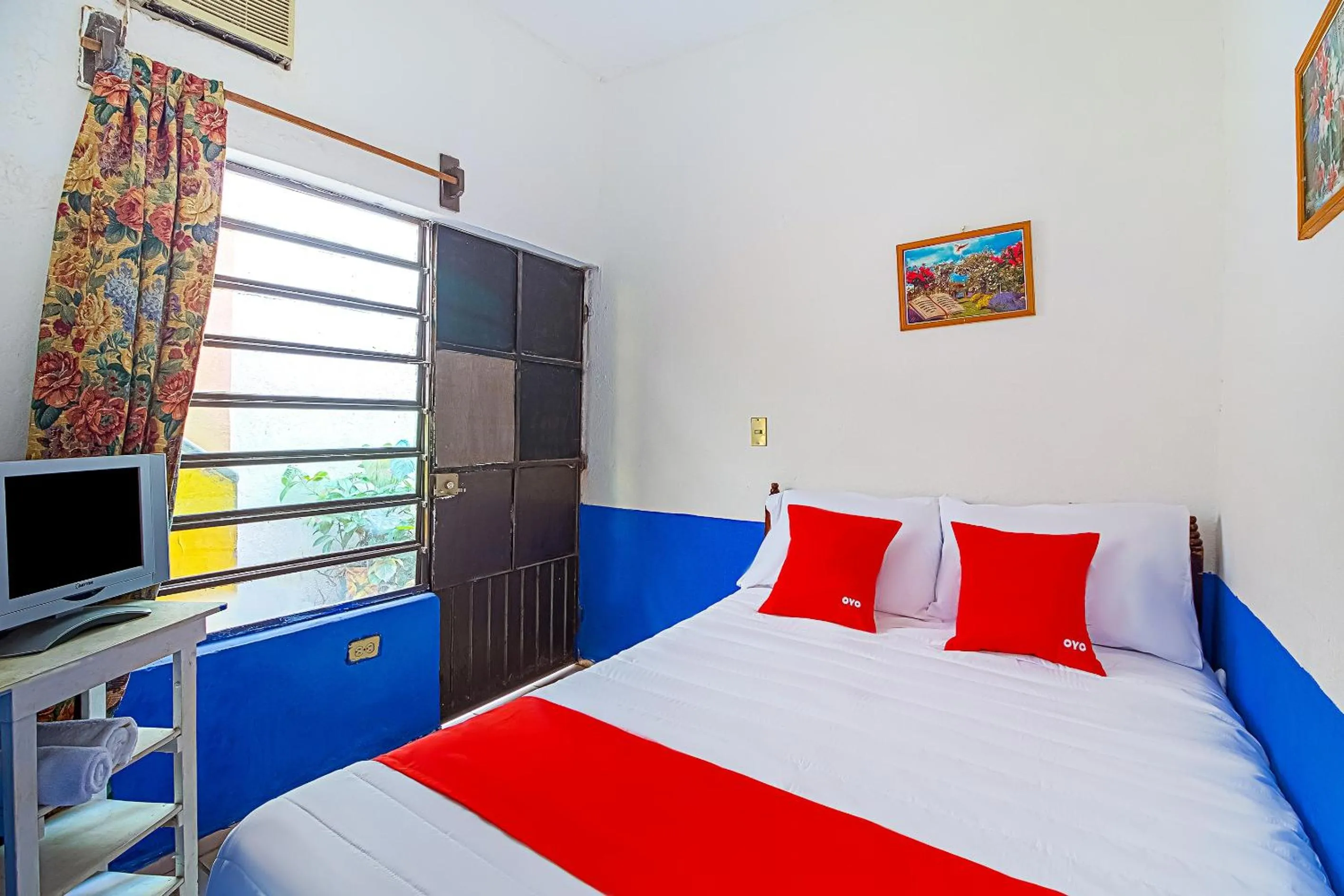 Bedroom, Bed in OYO Hotel Posada Los Faroles,Tabasco