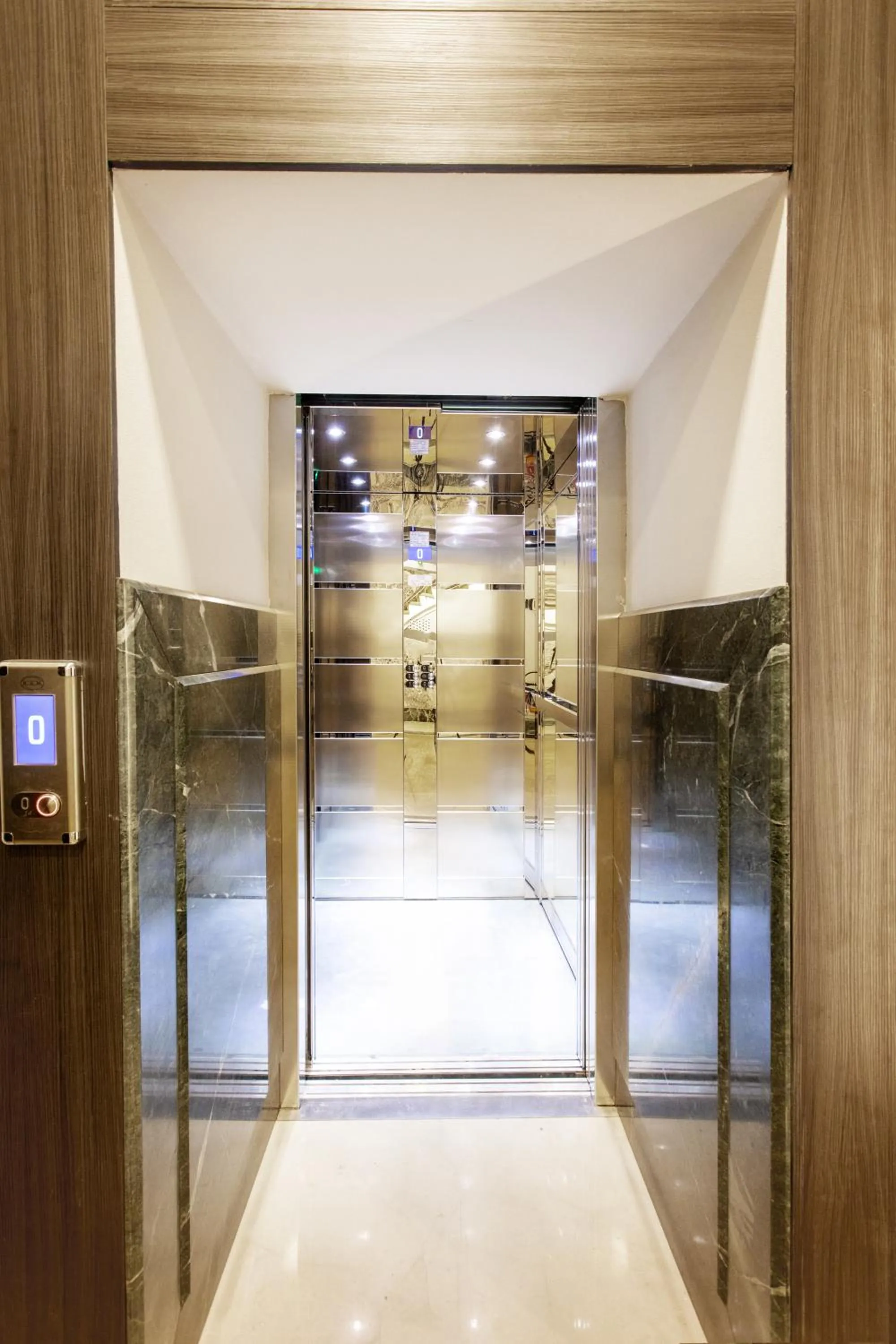 Facade/entrance in Palazzo Le Poste - Suite and Apartments