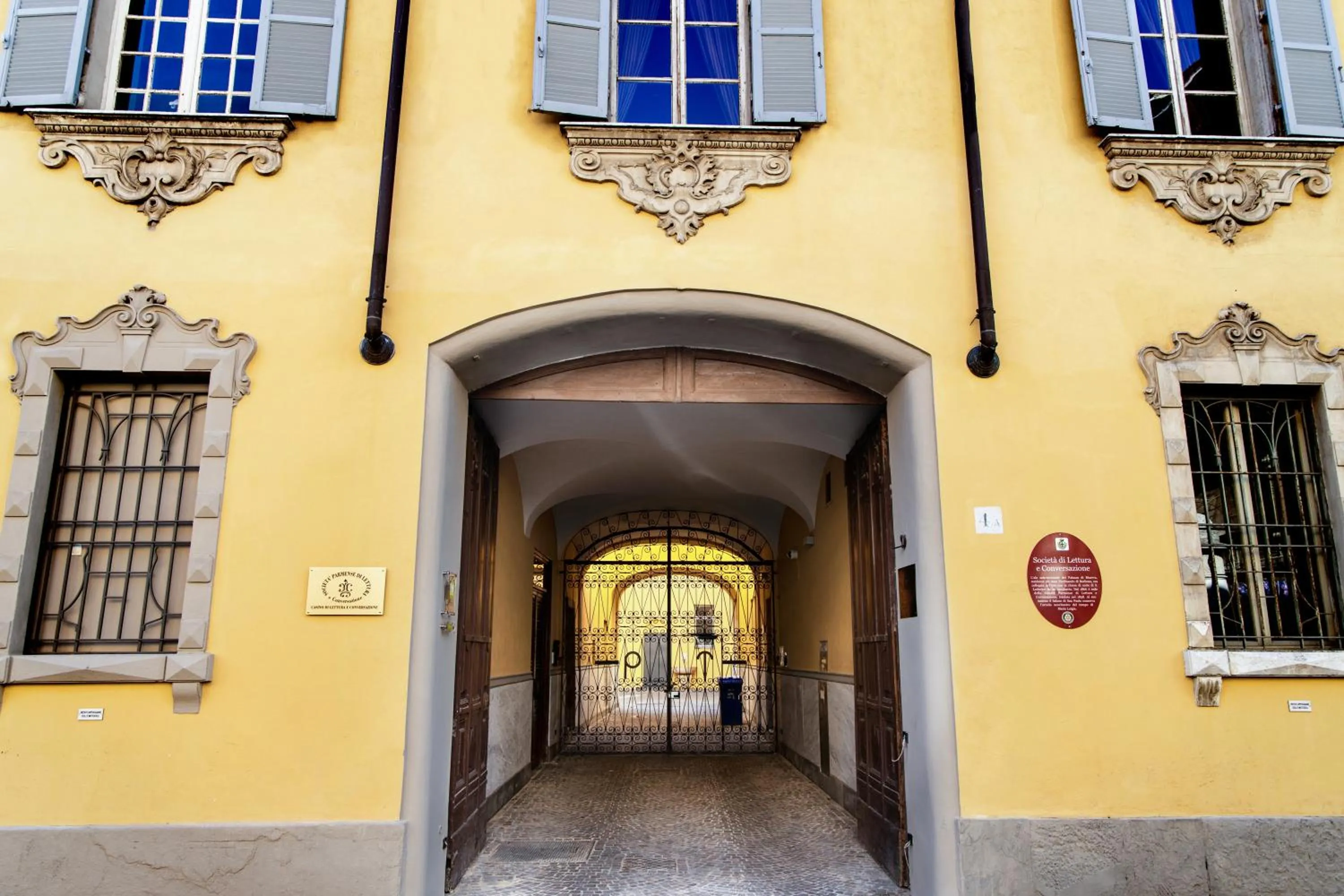 Property building in Palazzo Le Poste - Suite and Apartments
