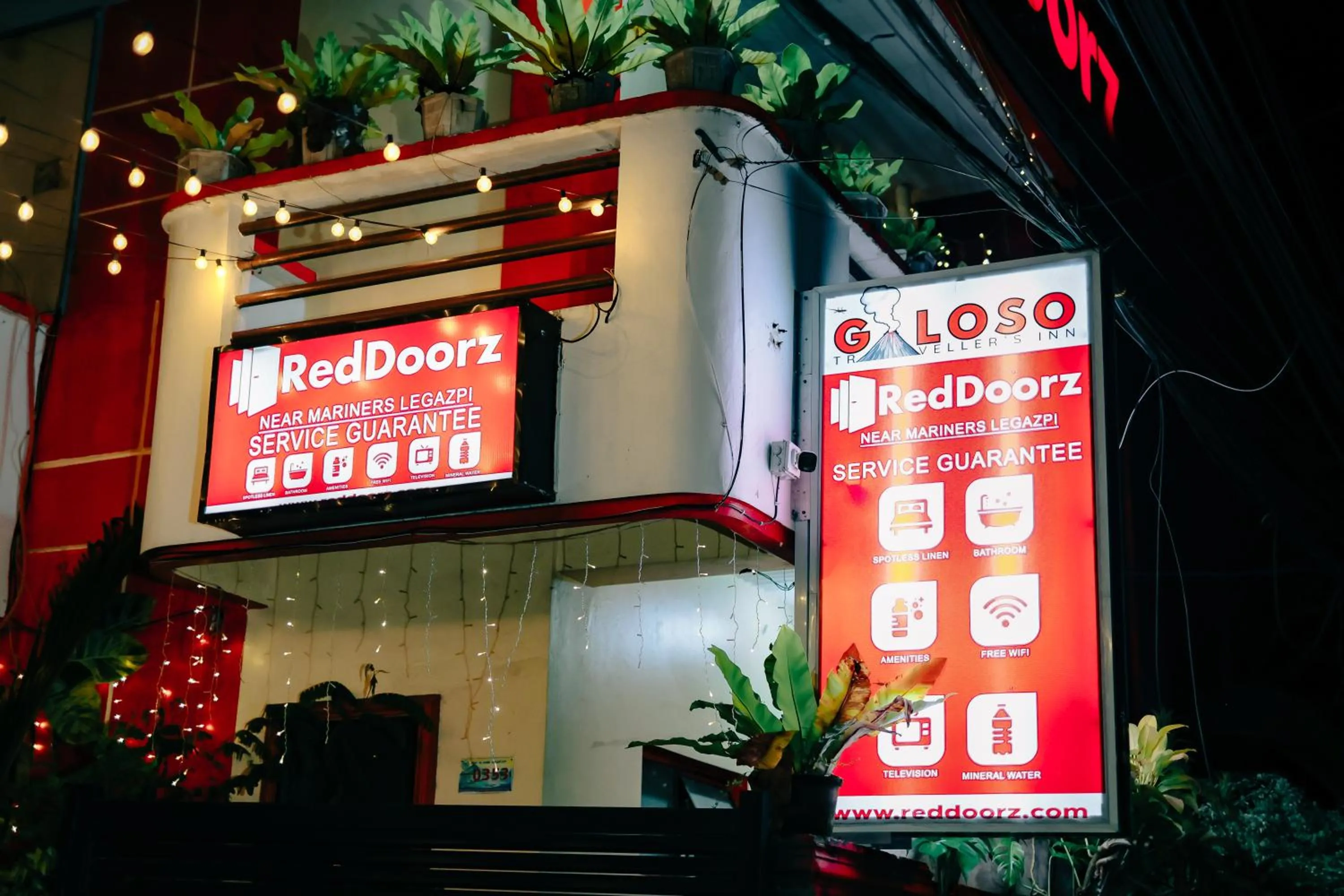 Property logo or sign in RedDoorz near Mariners Legazpi