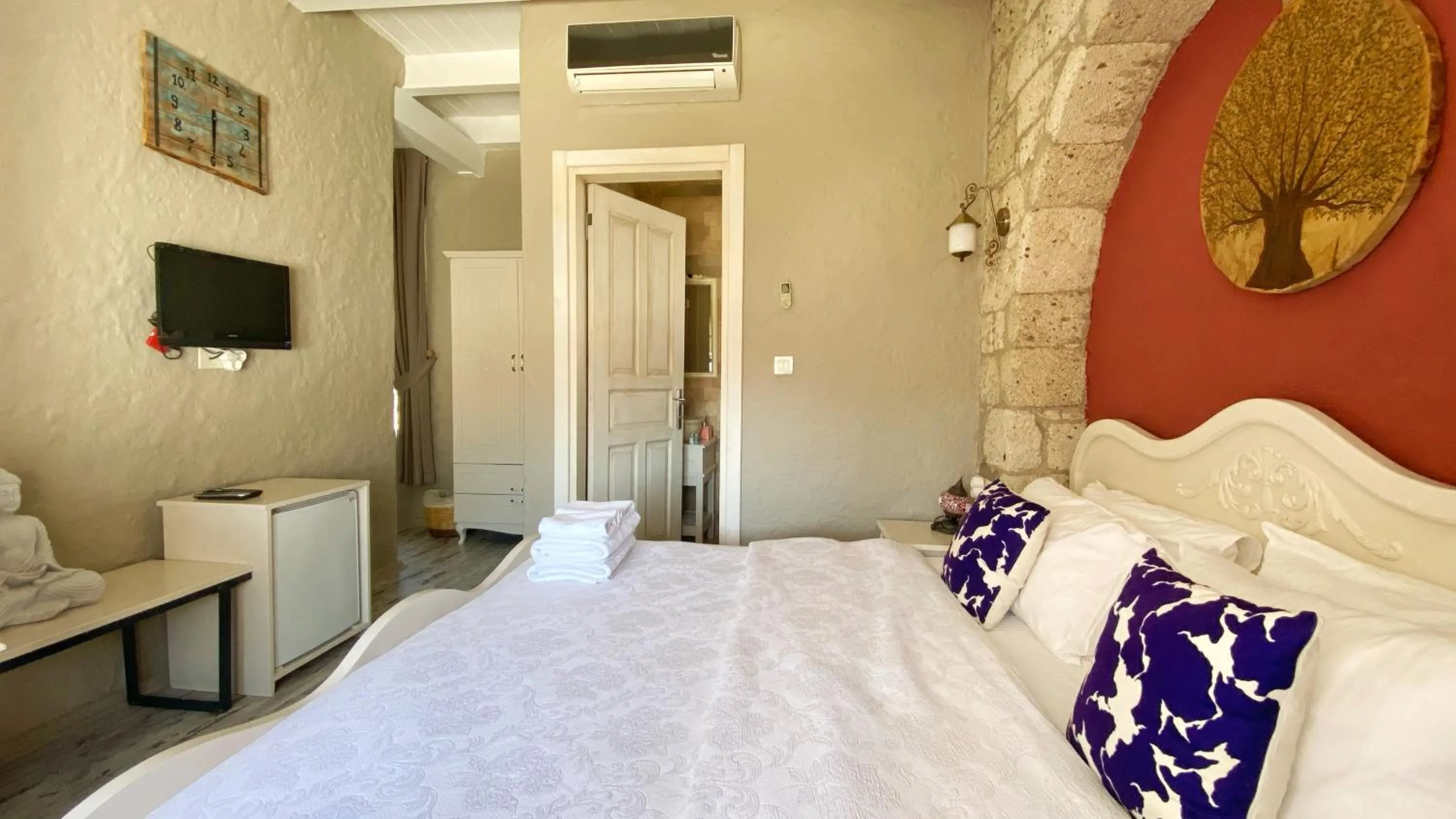 Photo of the whole room, Bed in Rue d'Azur Alaçatı