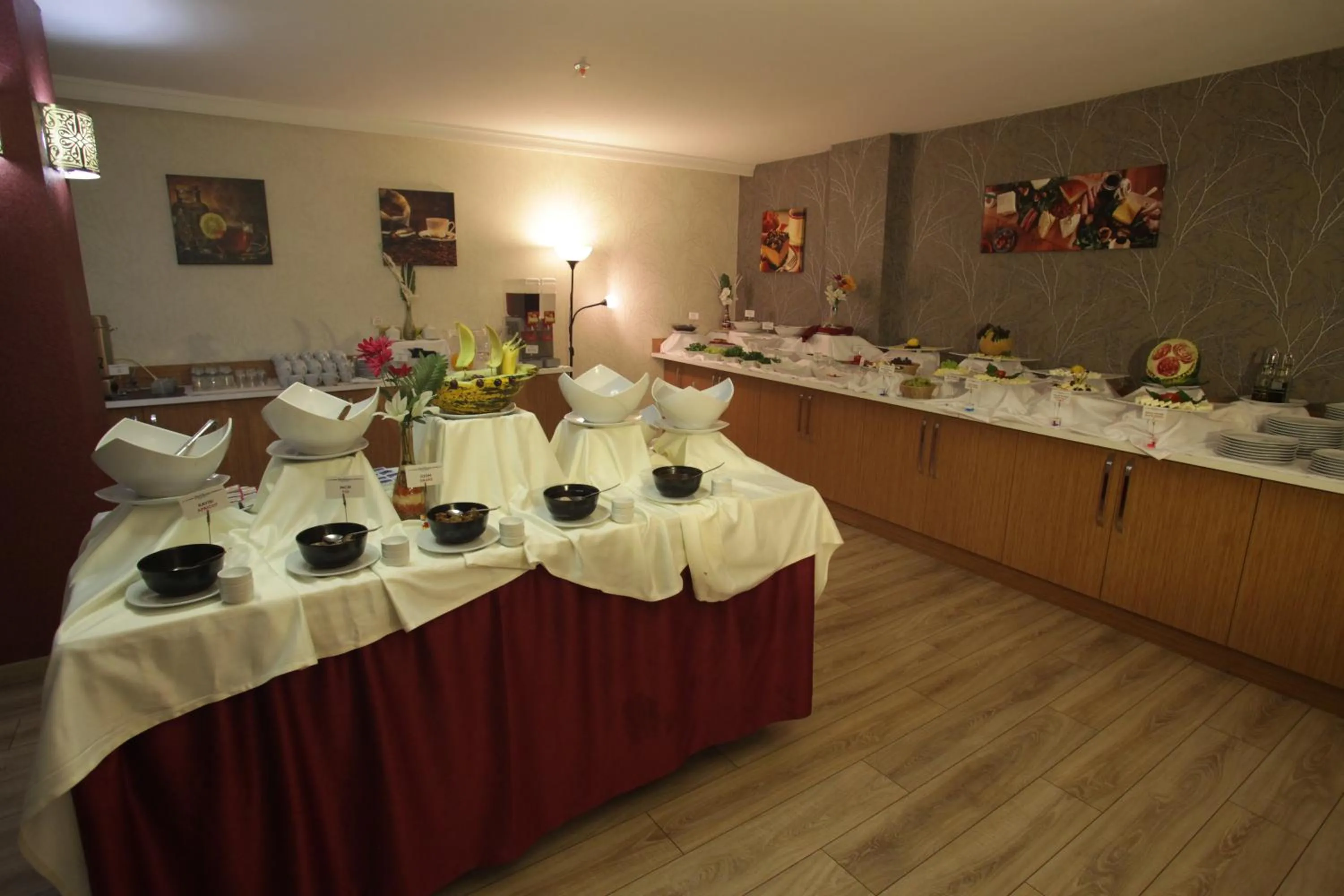 Breakfast in Helikon Business Hotel