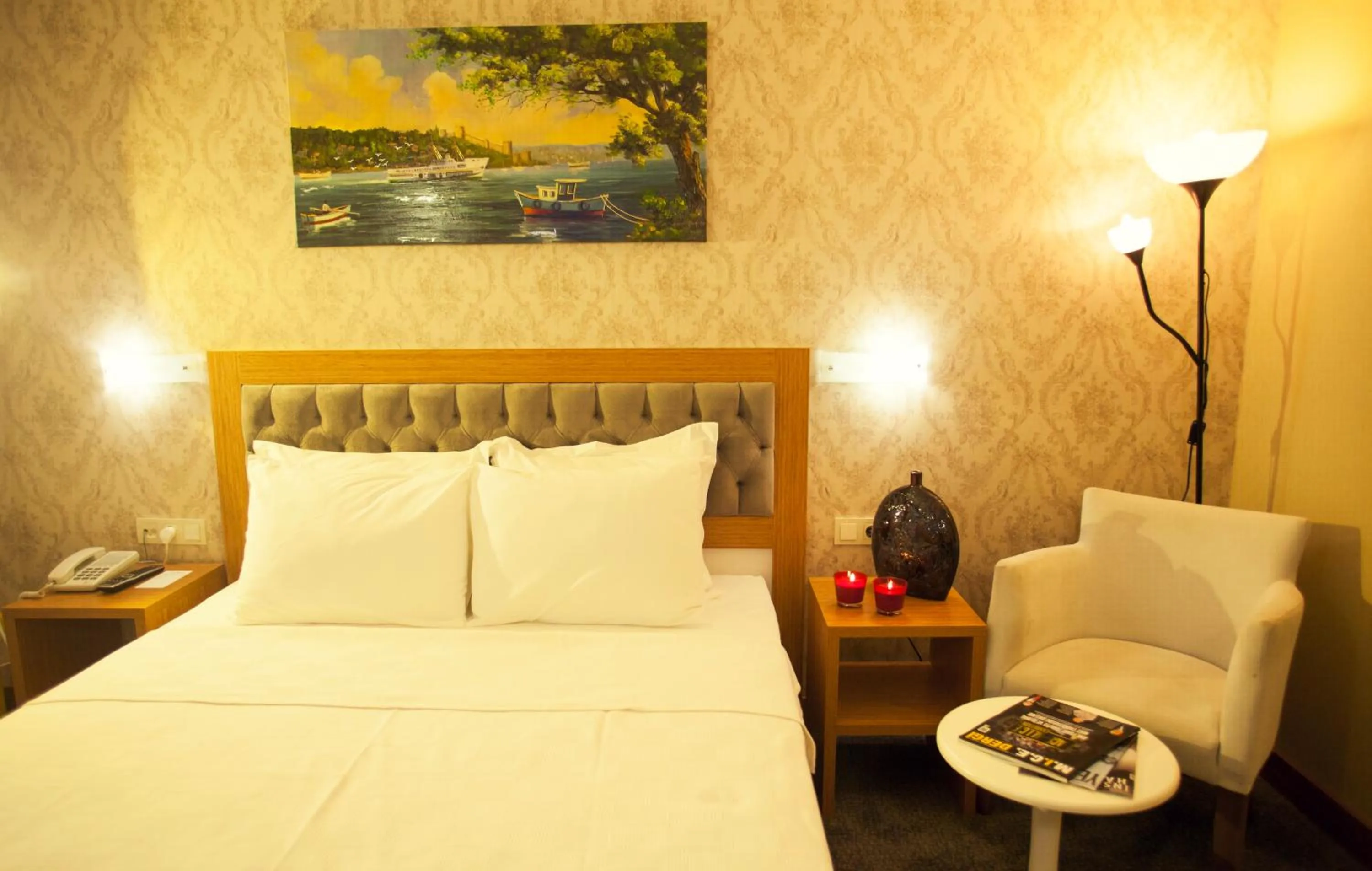 Bedroom in Helikon Business Hotel