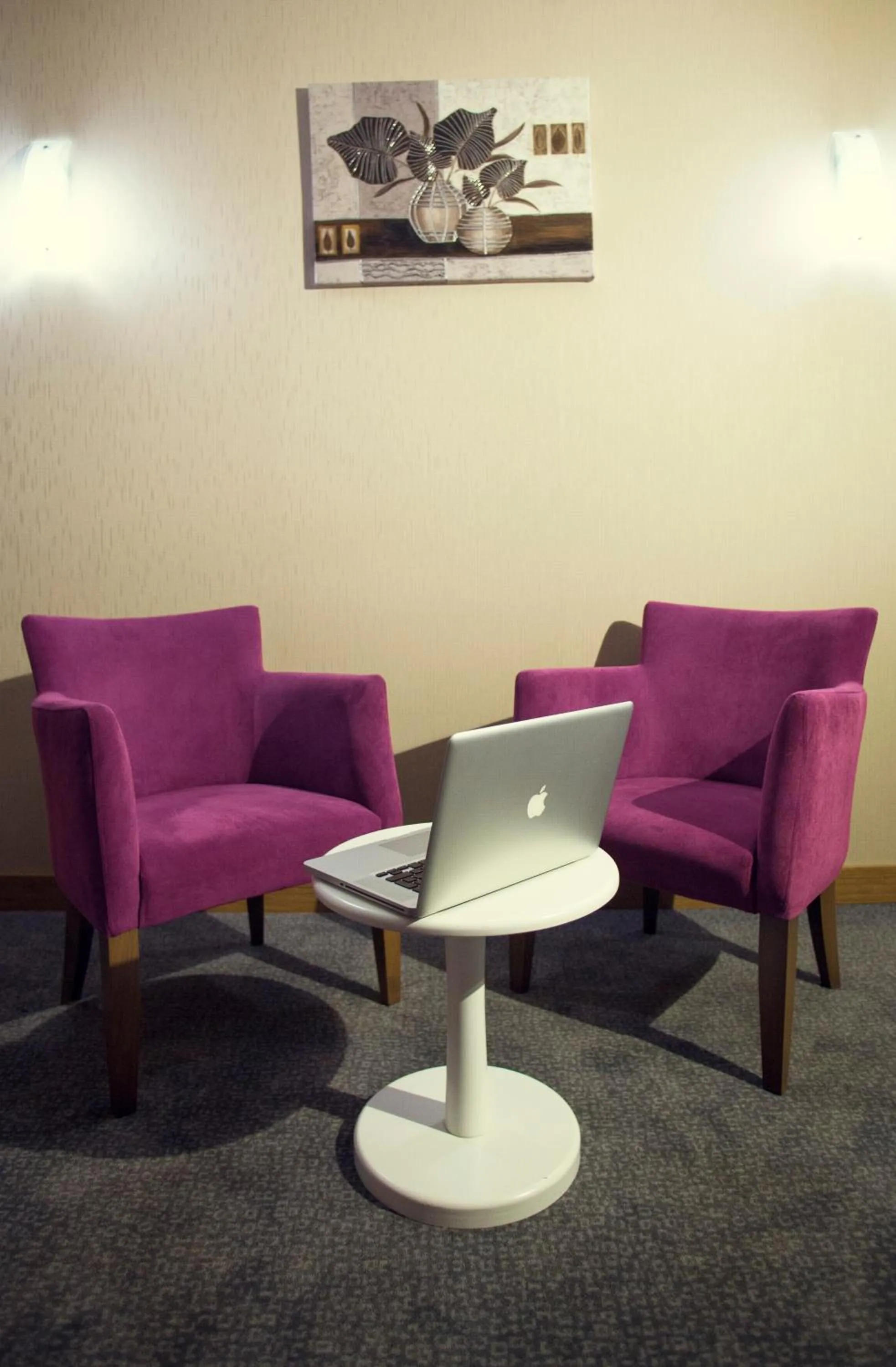 Photo of the whole room in Helikon Business Hotel