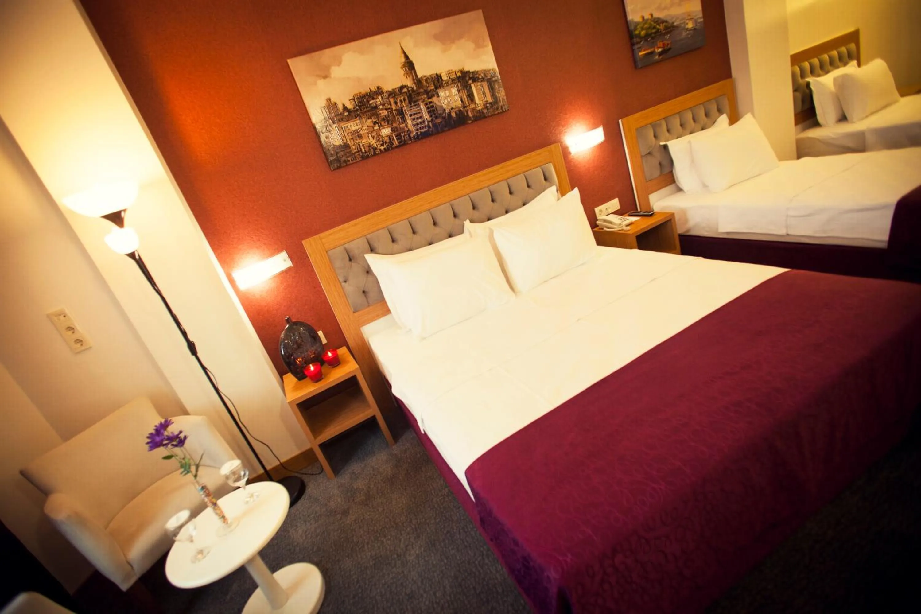 Bedroom in Helikon Business Hotel