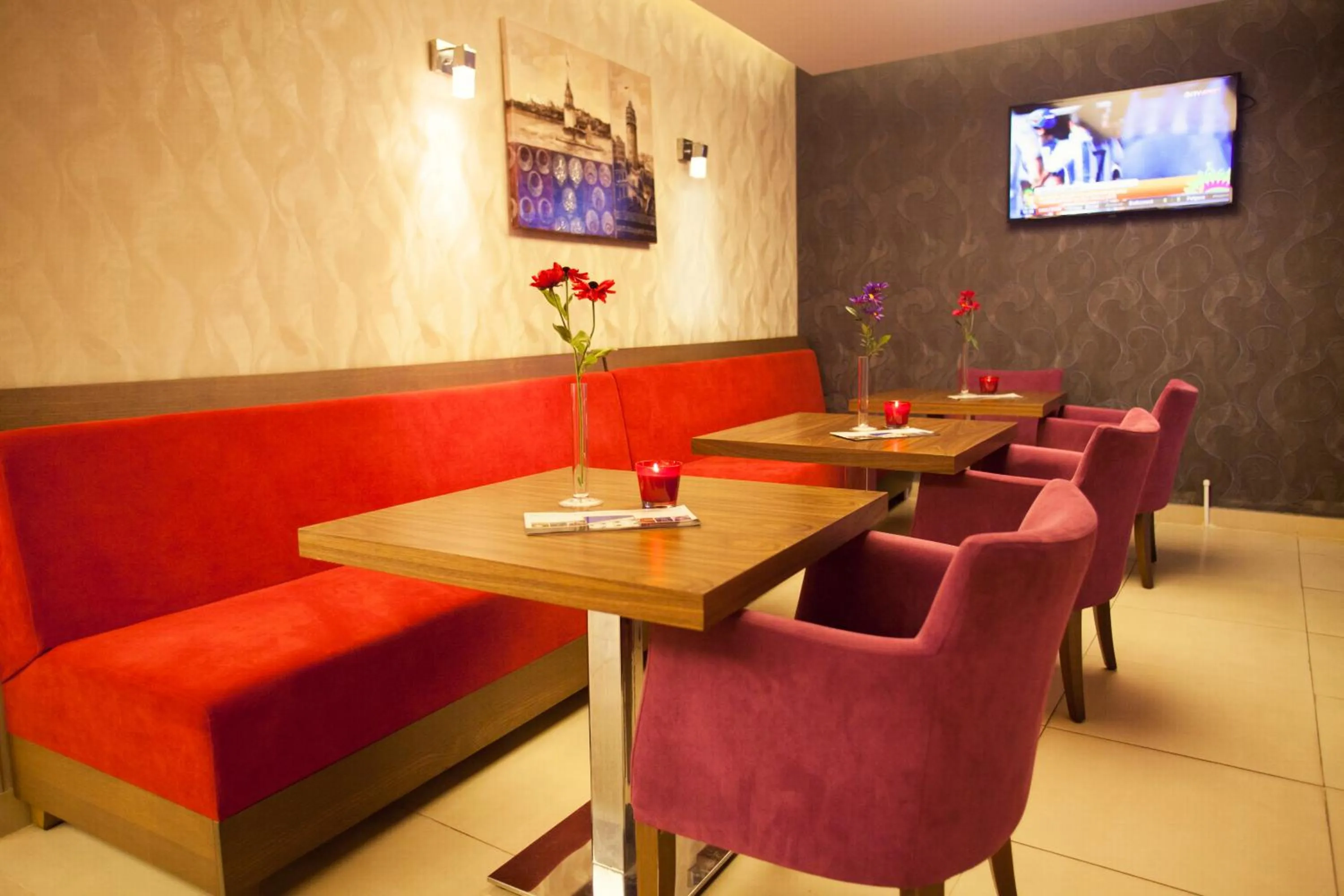 Lobby or reception in Helikon Business Hotel