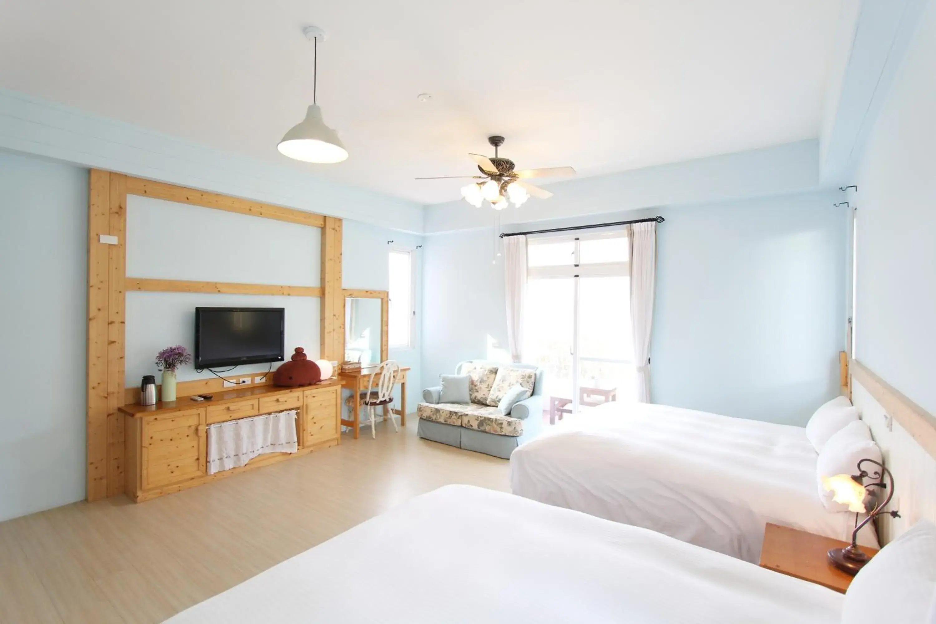 Deluxe Quadruple Room in Bear Meets Moose Homestay B&B Deluxe Quadruple Room in Bear Meets Moose Homestay B&B