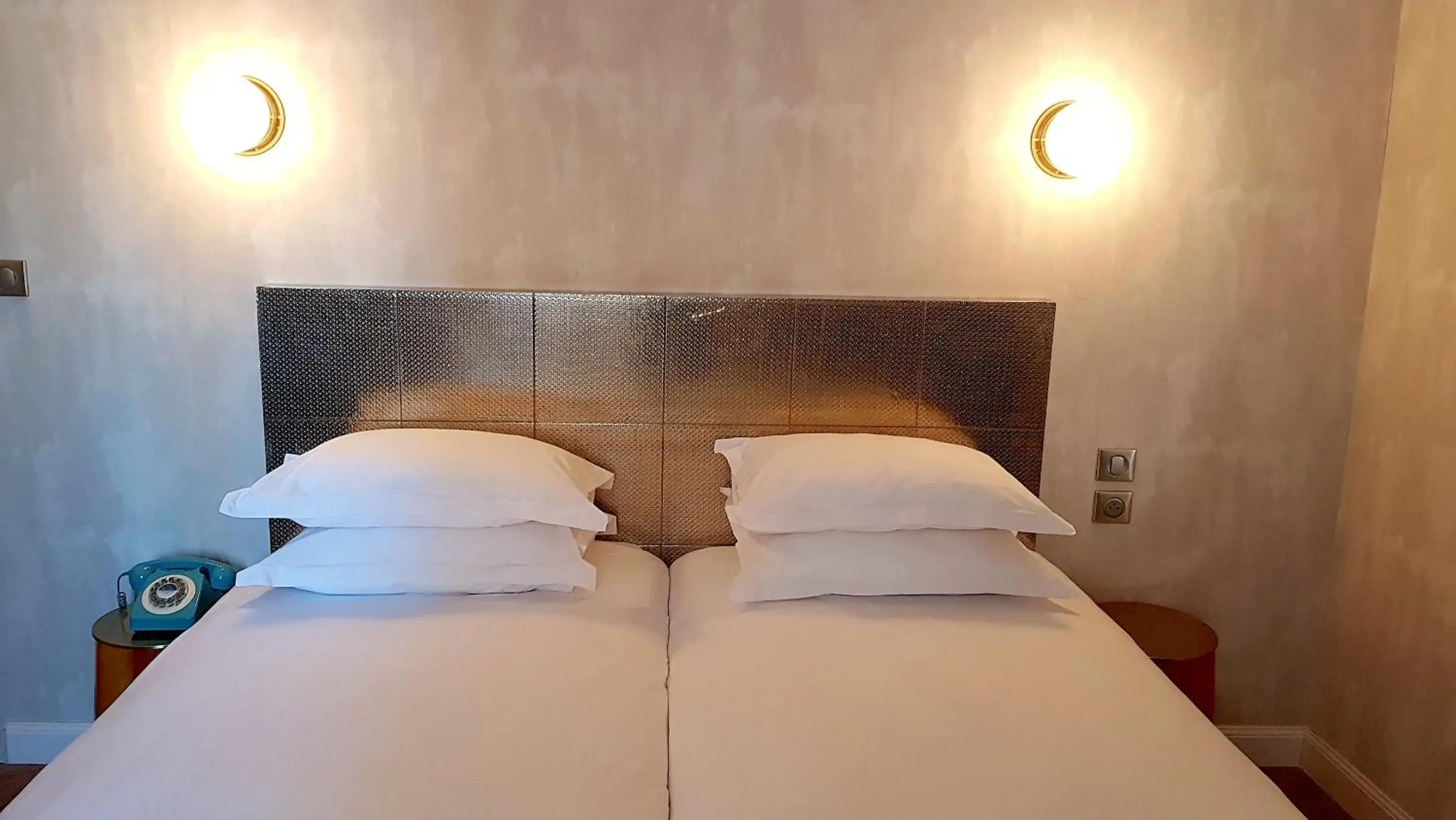 Twin Room in Hôtel L'orque Bleue Twin Room in Hôtel L'orque Bleue