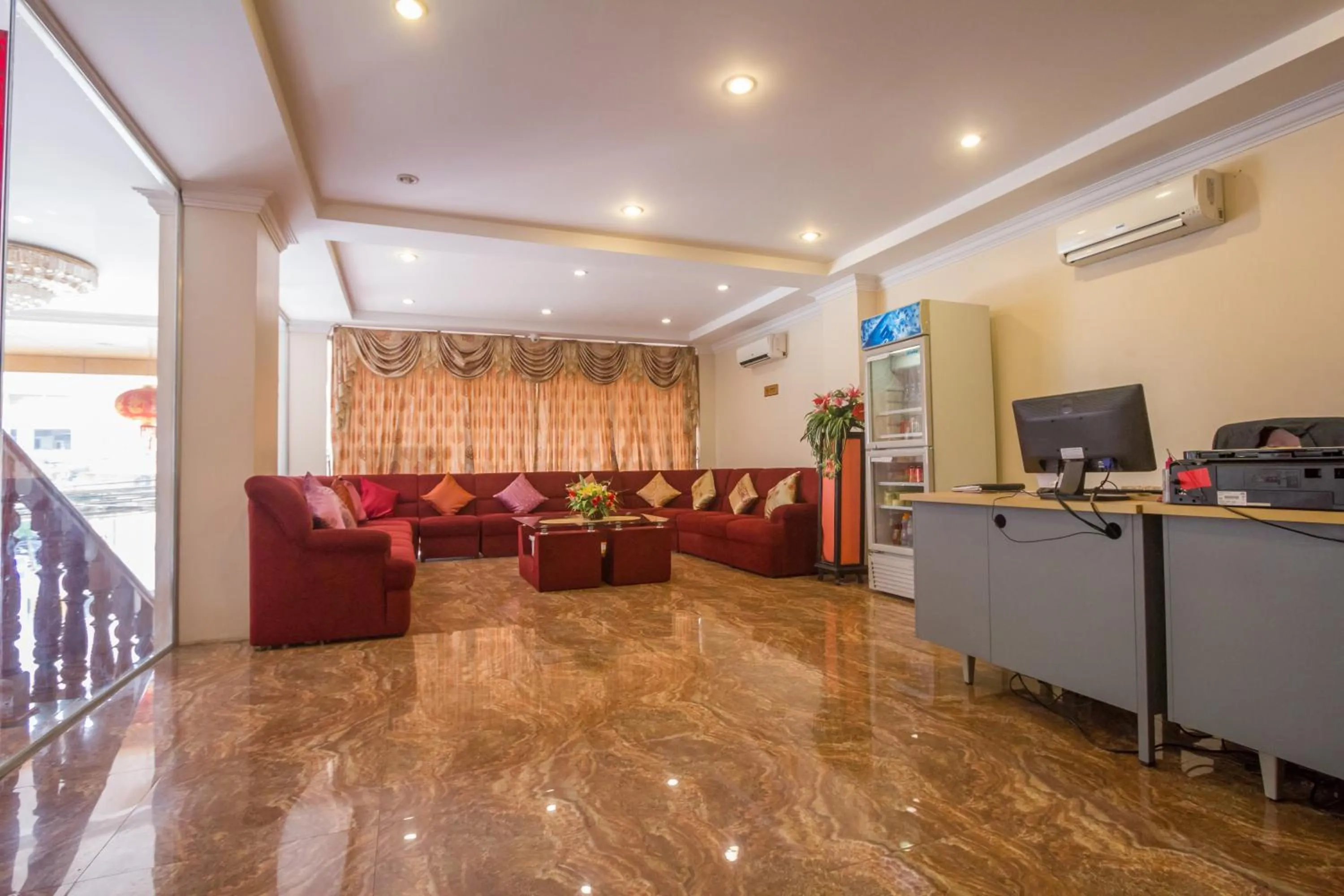 Lobby or reception in Good Luck Day Hotel & Apartment