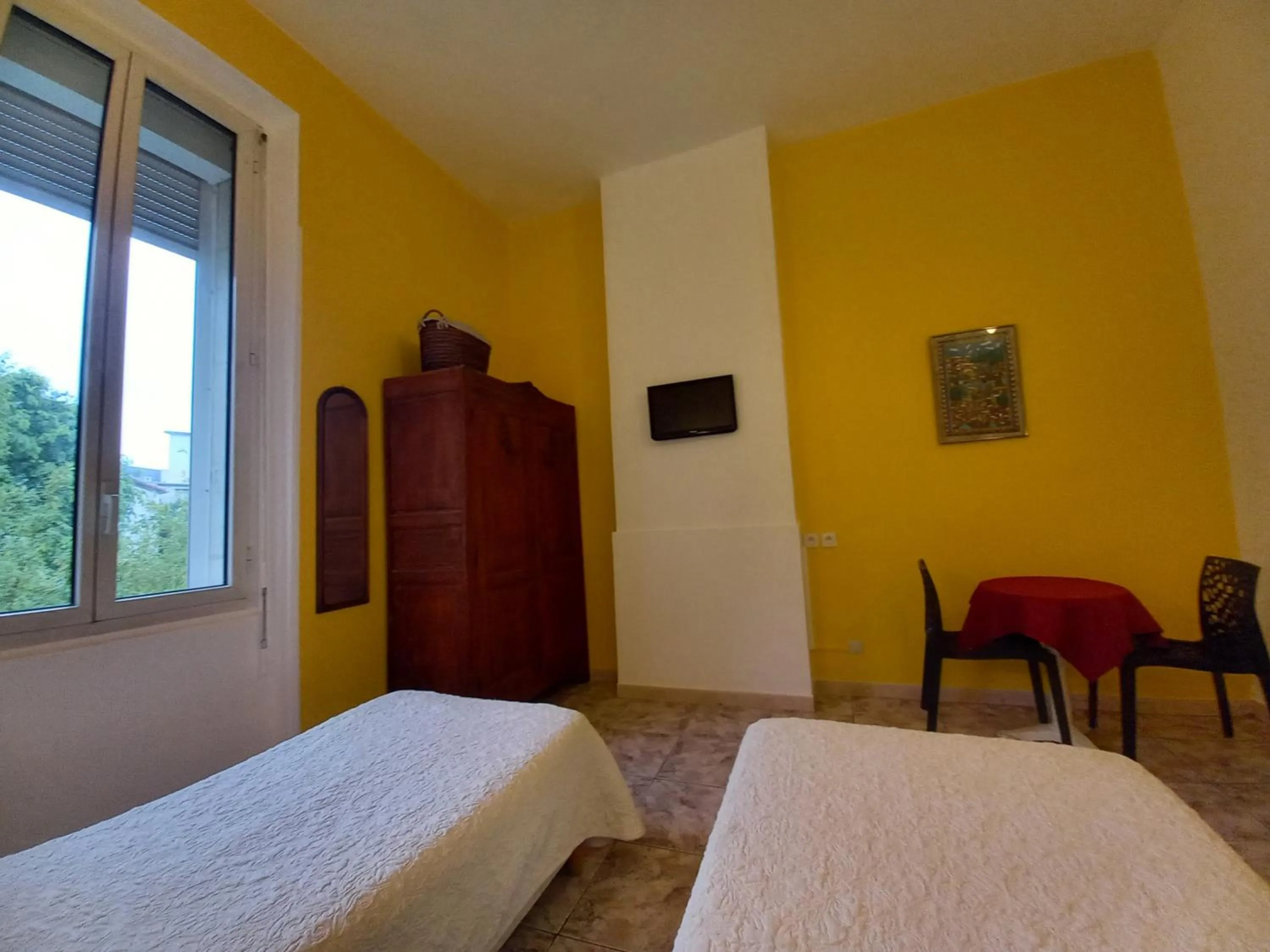 Bed in Hotel Acapulco