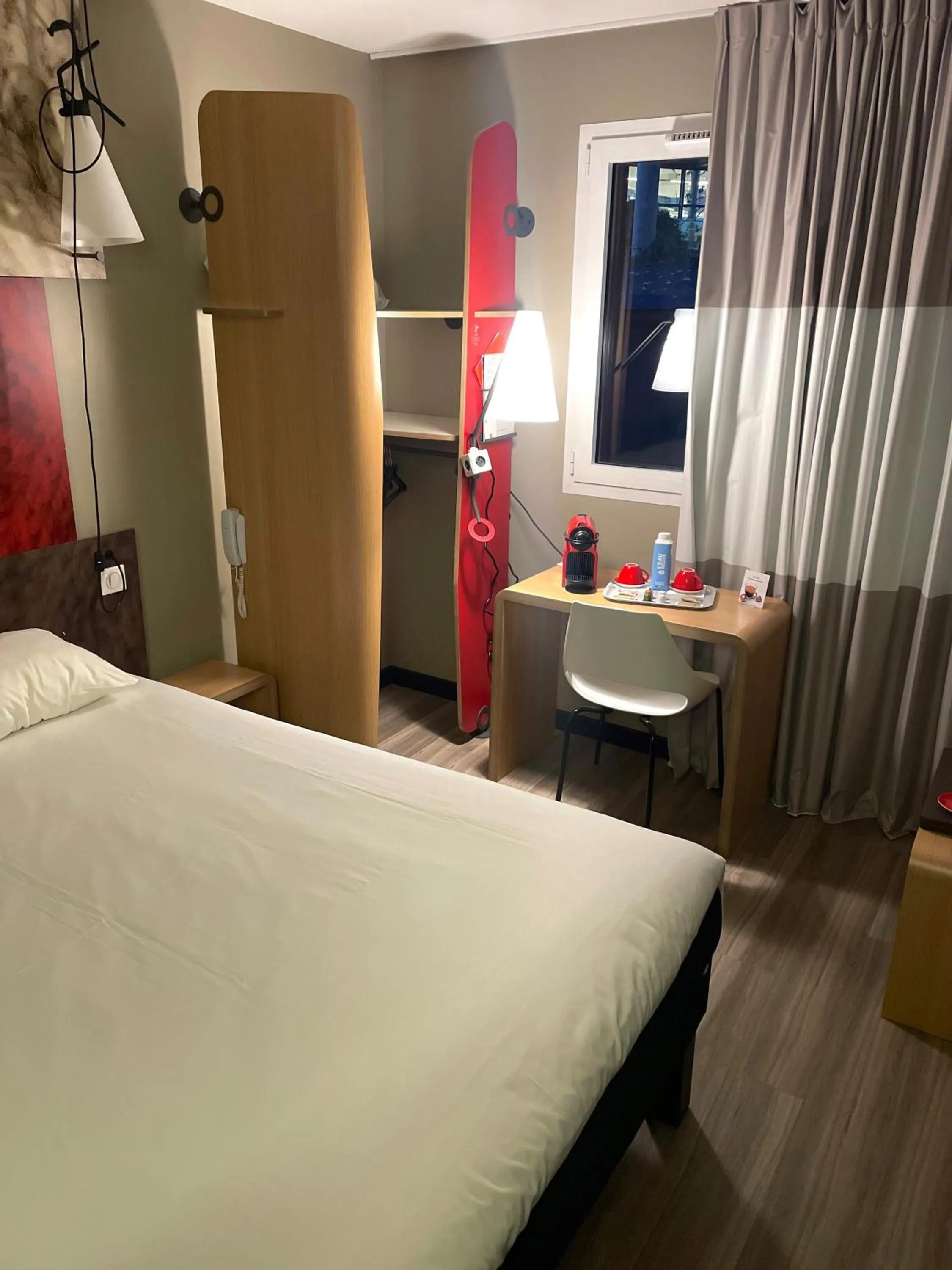 Bed in ibis Bourg en Bresse