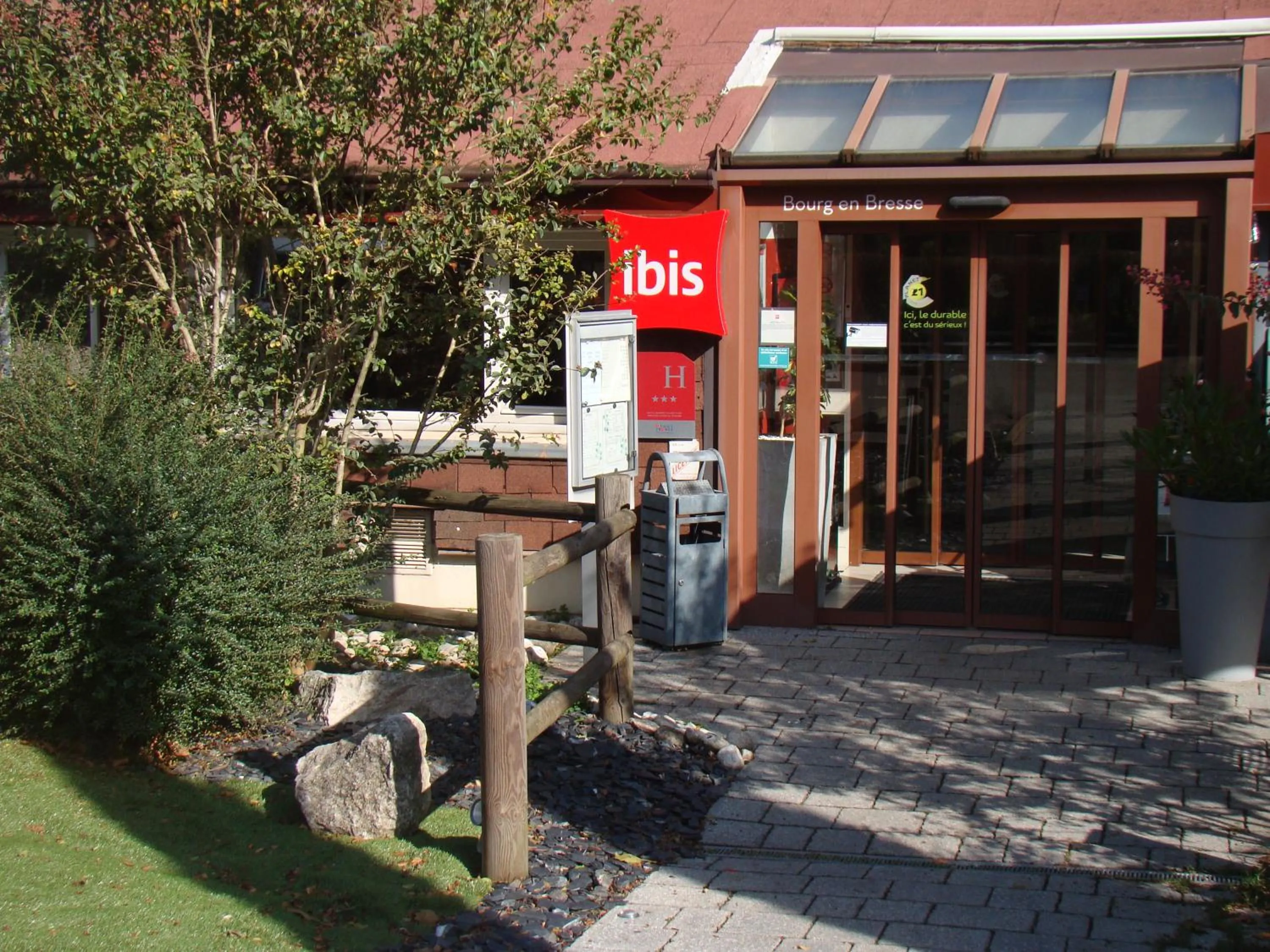 Property building in ibis Bourg en Bresse