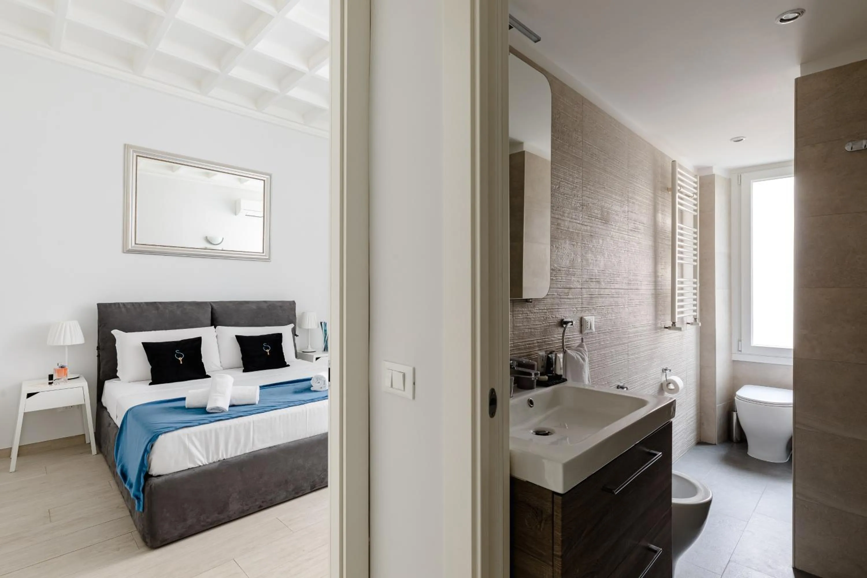 Bathroom, Bed in A World Aparts - 61 Margutta