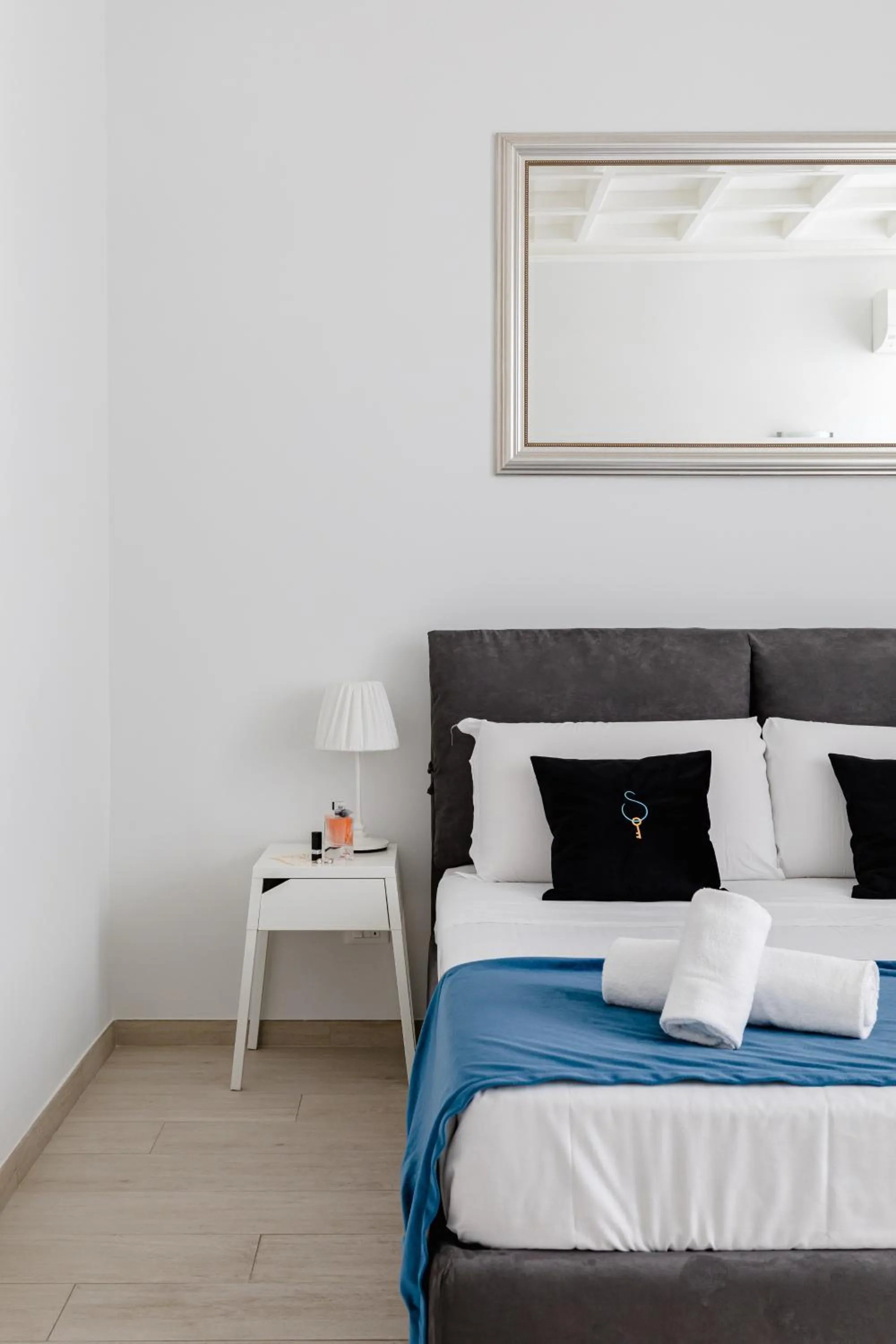 Bedroom, Bed in A World Aparts - 61 Margutta