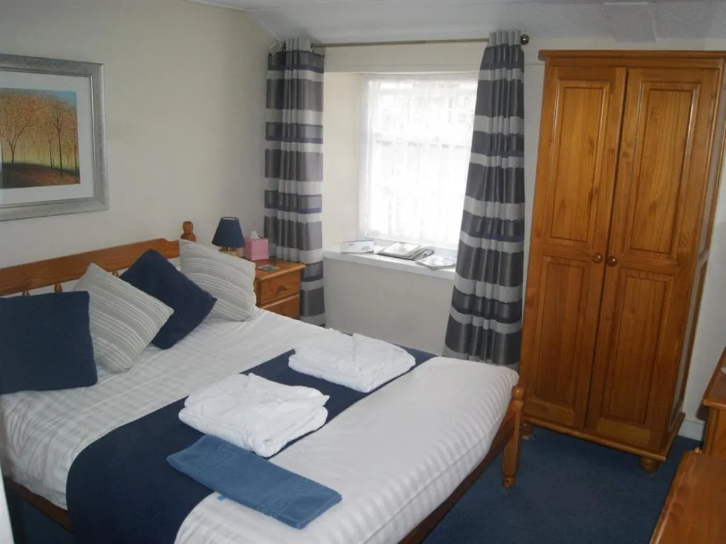 Bedroom in King's Arms