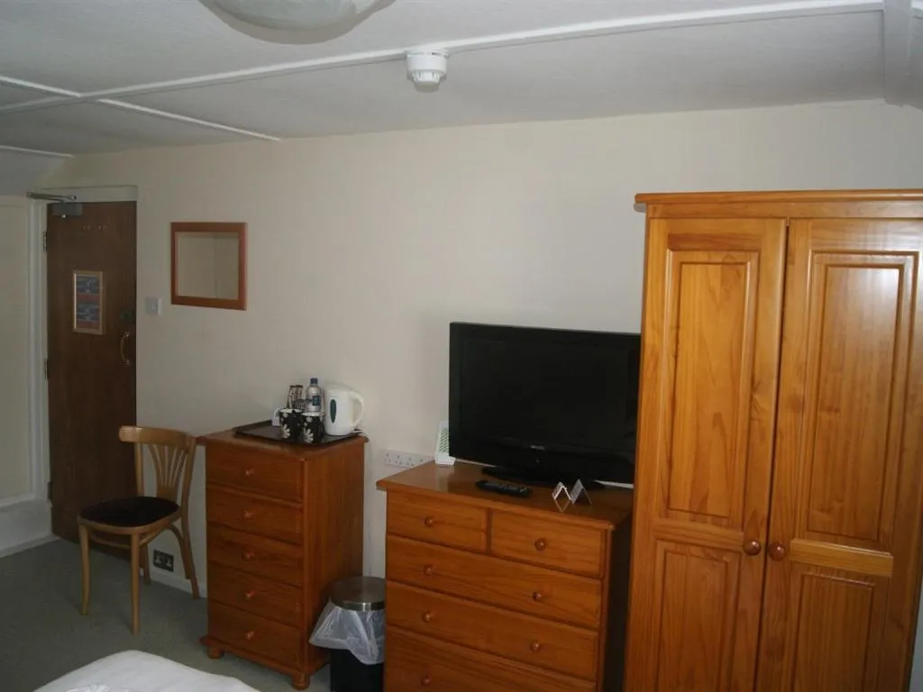 Bedroom in King's Arms