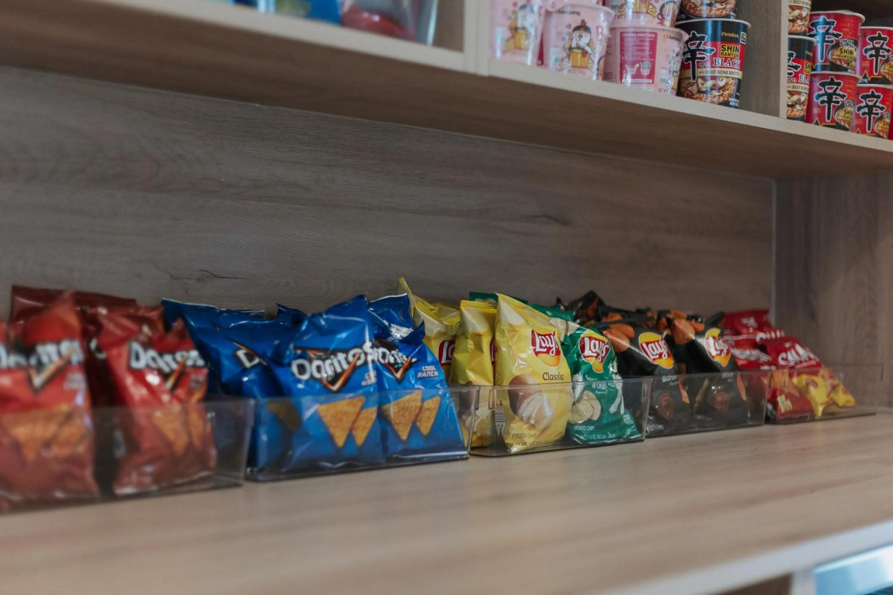 Food and drinks in Country Inn & Suites by Radisson, Seattle-Bothell, WA