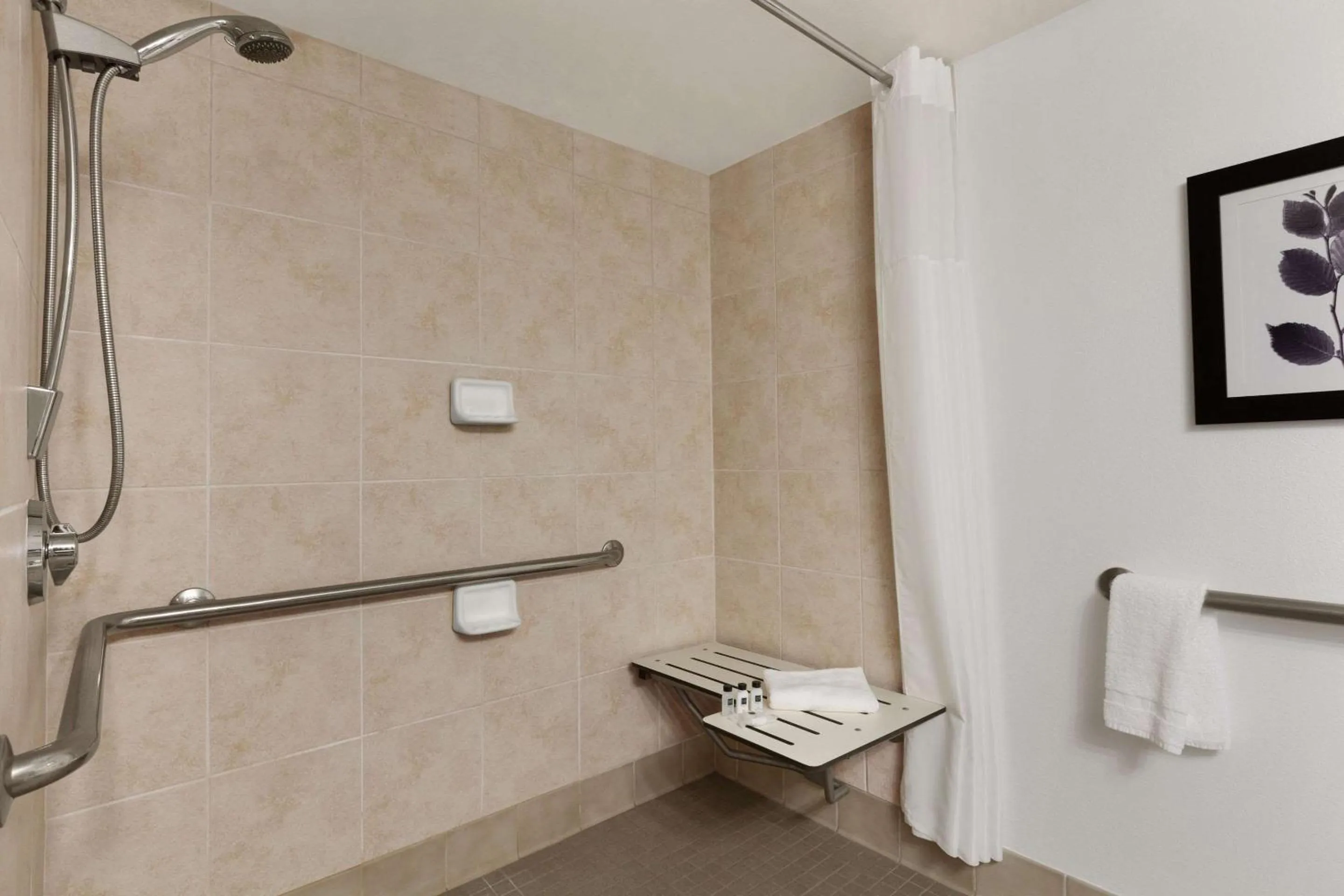 Shower in Country Inn & Suites by Radisson, Seattle-Bothell, WA